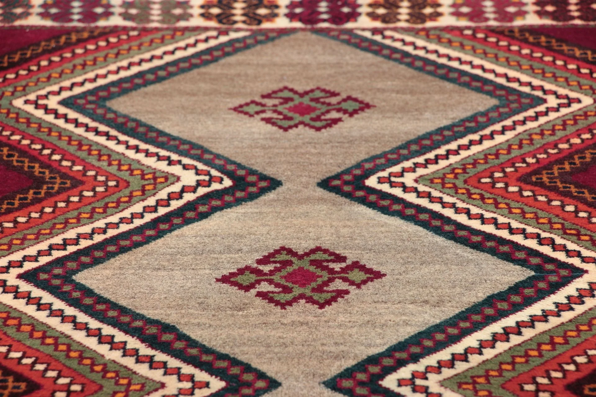 Qashqai Perserteppich 121 × 211 cm aus Wolle, handgeknüpft