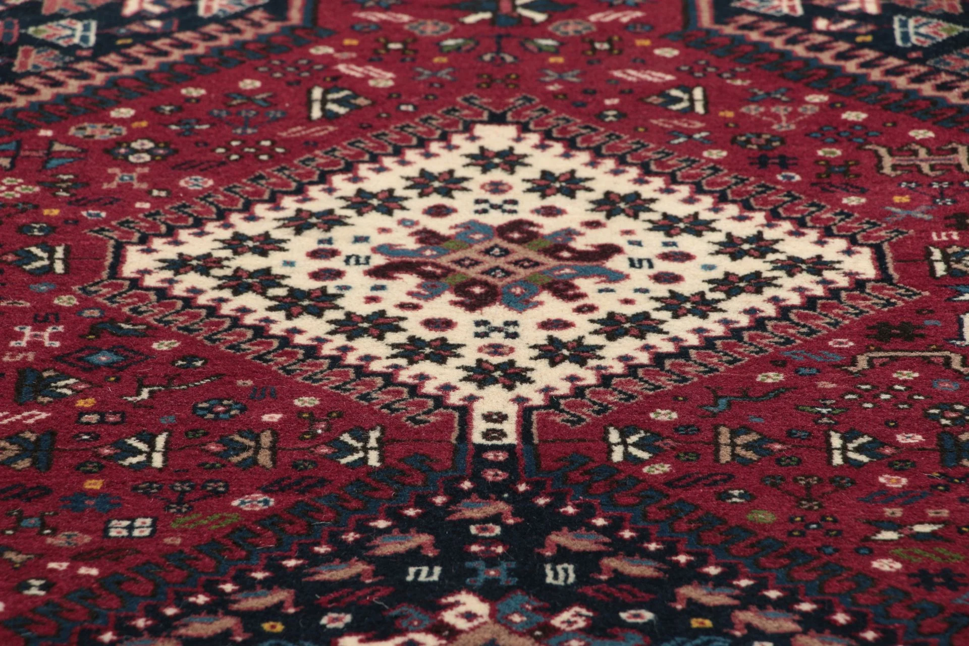 Perserteppich 155 × 200 cm aus Wolle, handgeknüpft