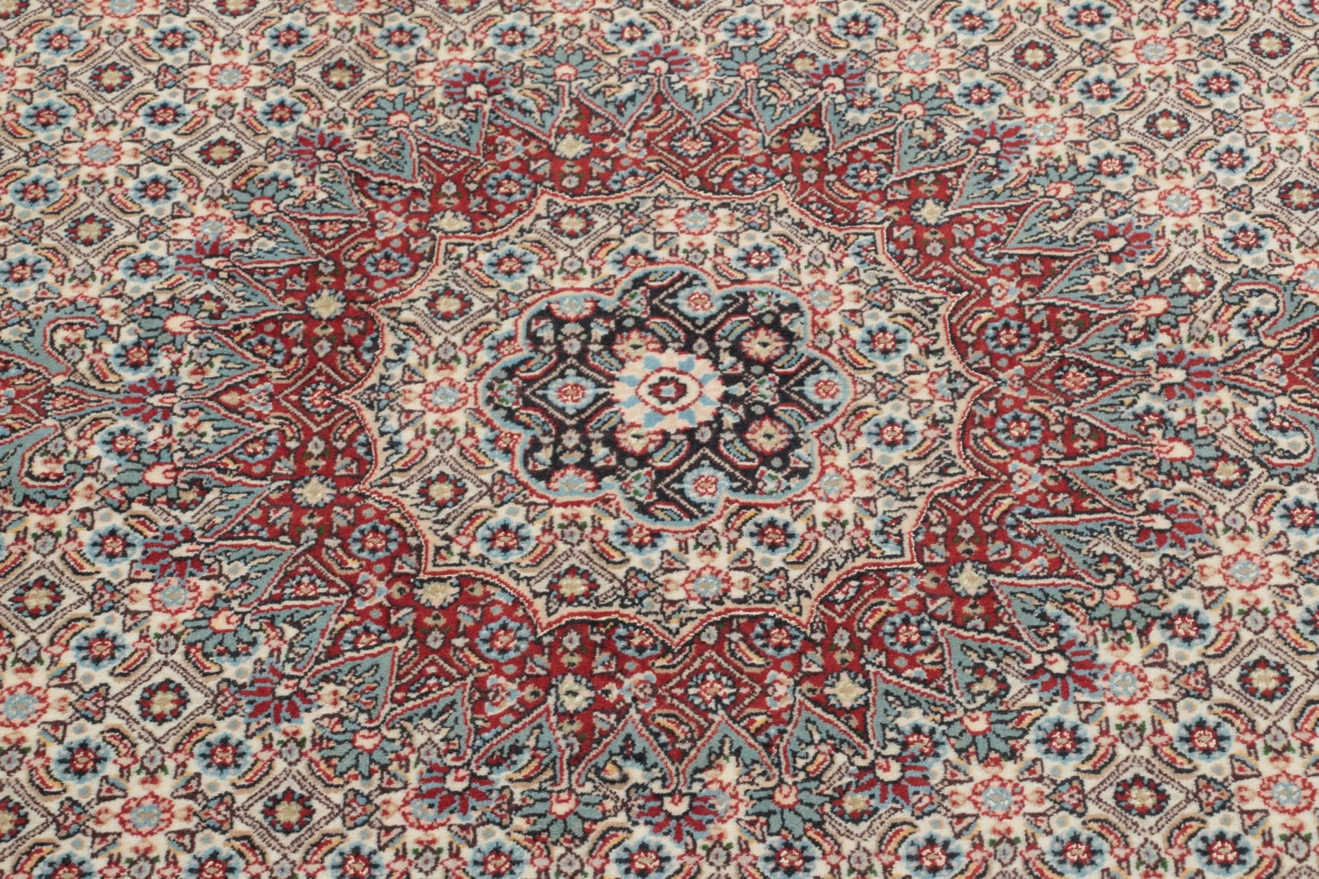 Moud Perserteppich aus Iran, 150 × 205 cm