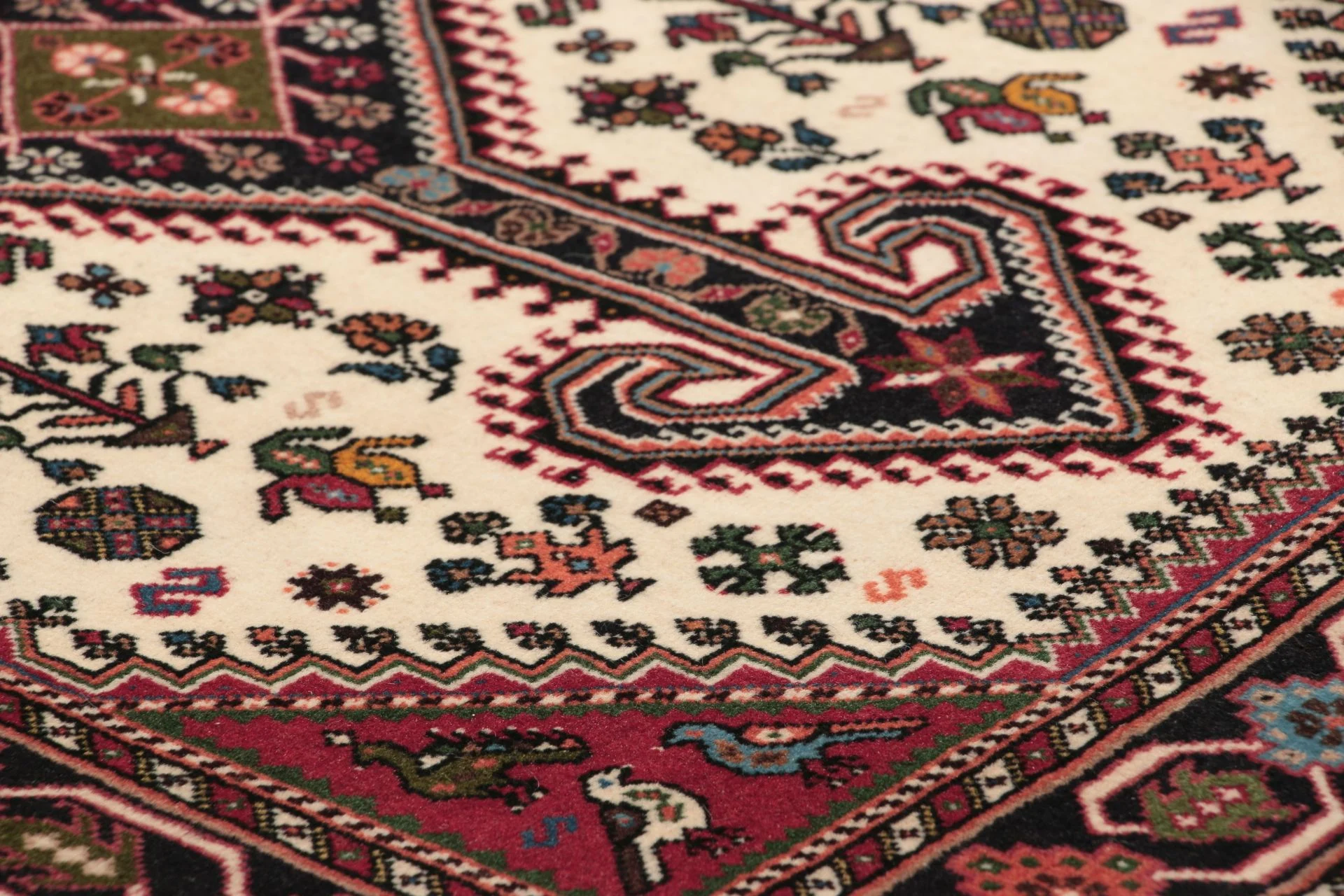 Perserteppich aus Iran, 80 × 385 cm