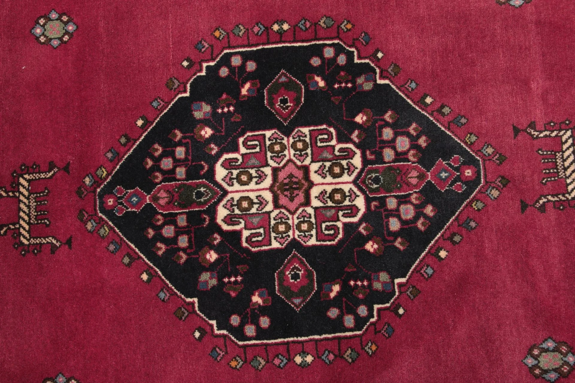 Perserteppich 142 × 200 cm aus Wolle, handgeknüpft