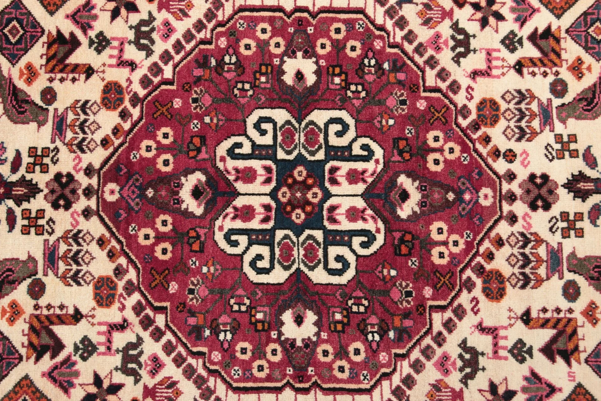 Qashqai Perserteppich 142 × 205 cm aus Wolle, handgeknüpft