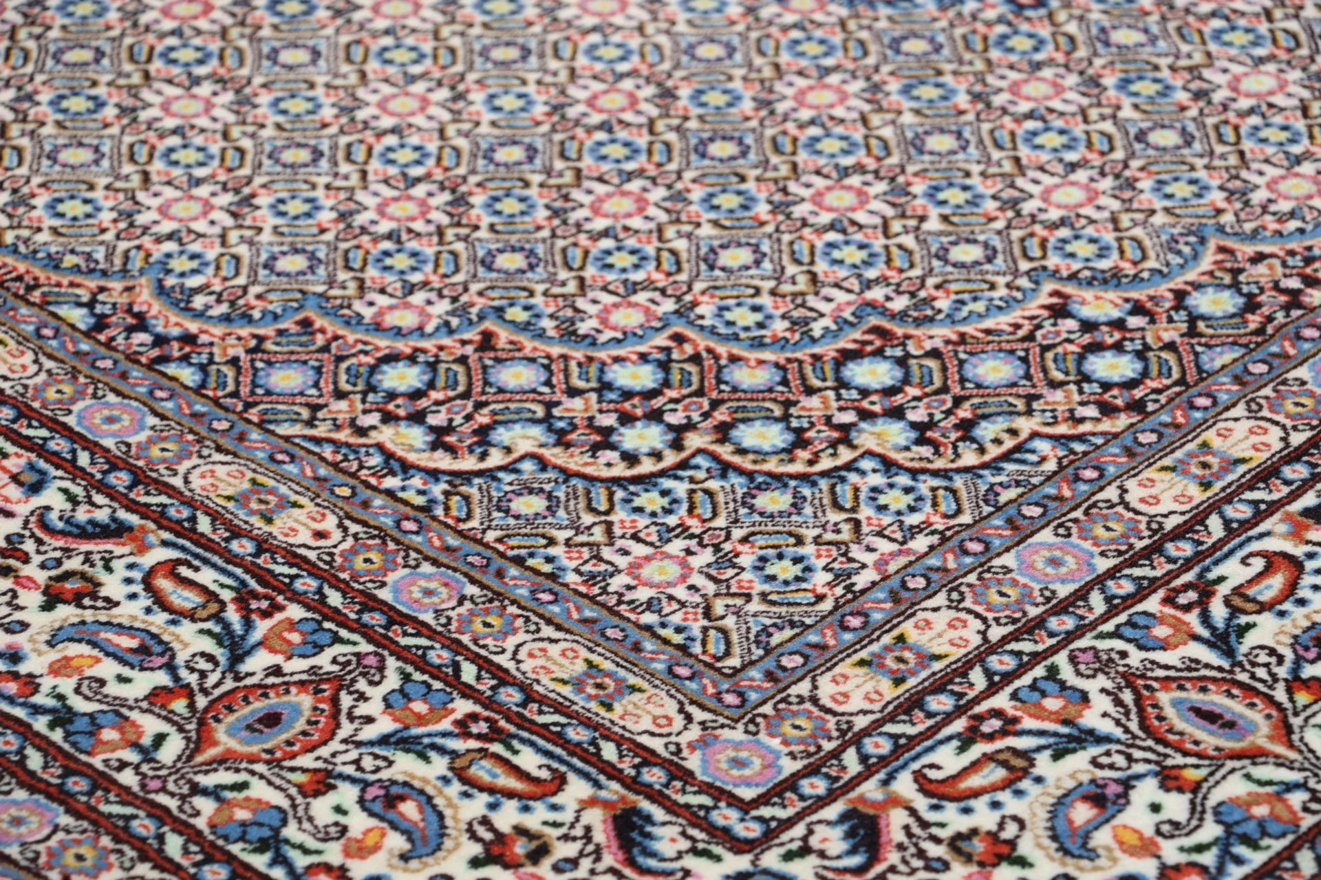 Moud Perserteppich aus Iran, 162 × 235 cm