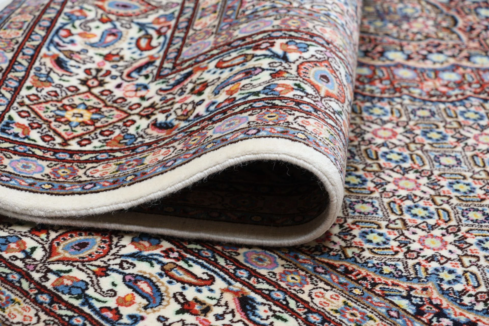 Moud Perserteppich aus Iran, 162 × 235 cm