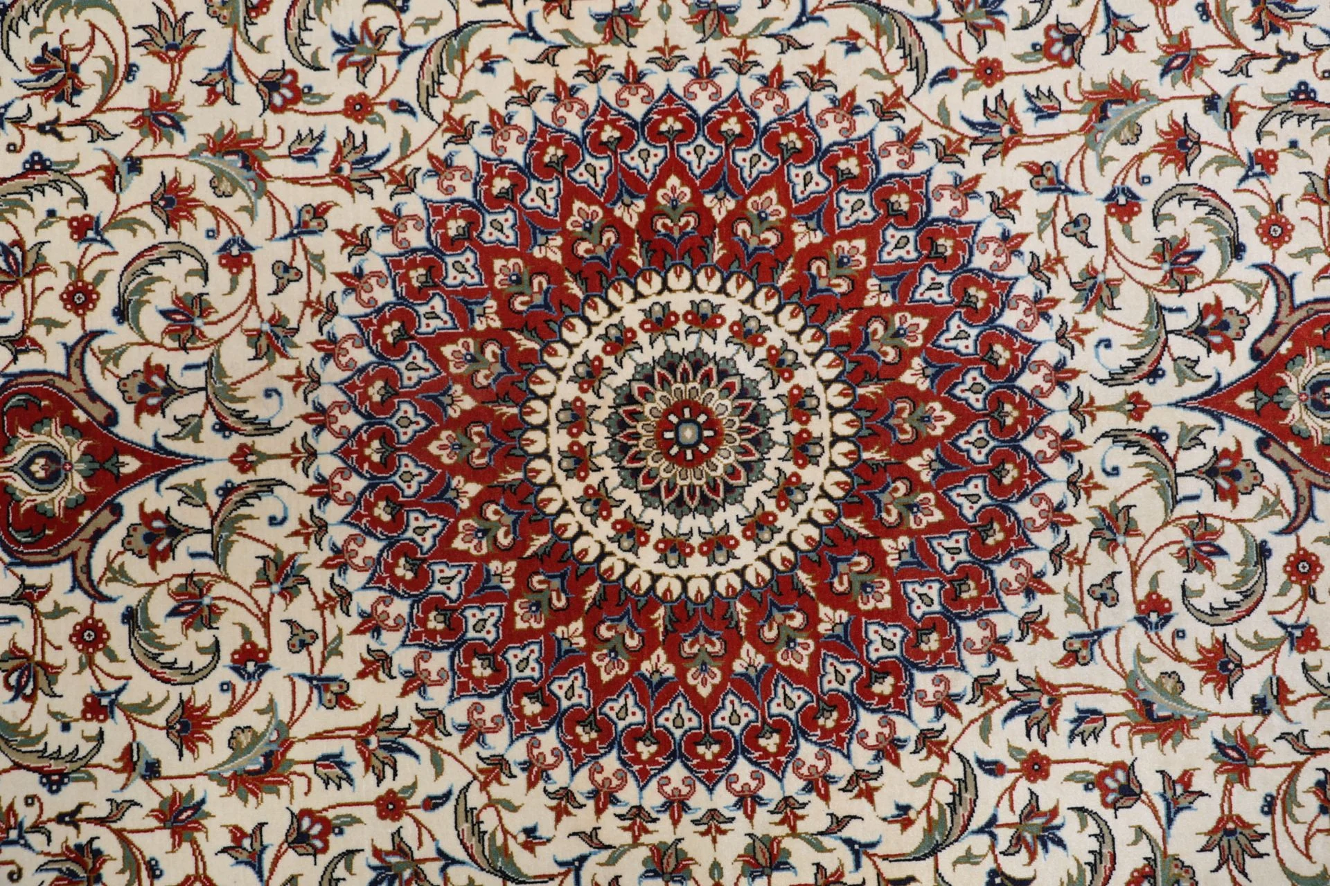 Ghom Perserteppich 160 × 240 cm aus Wolle, handgeknüpft