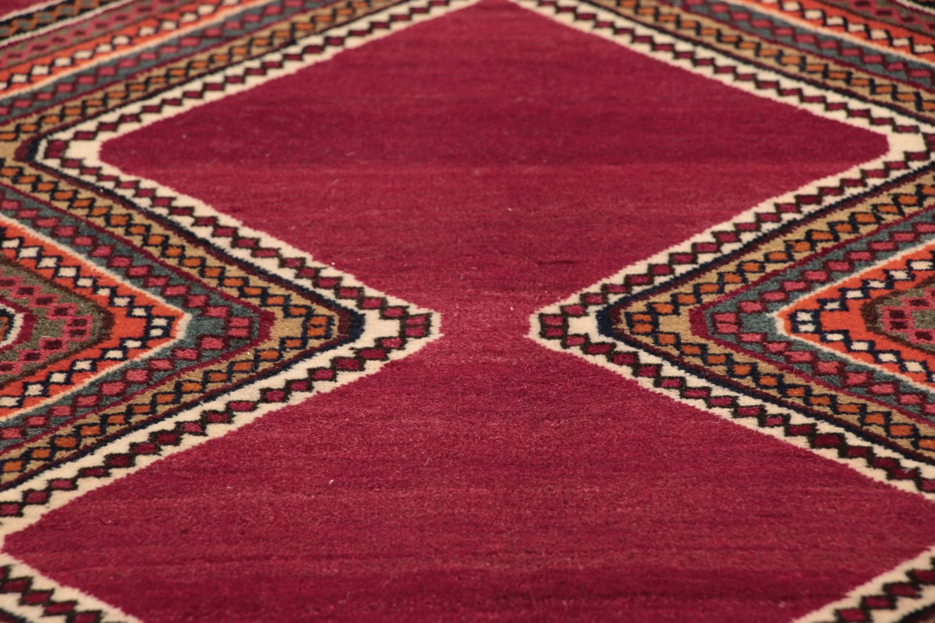 Qashqai Perserteppich aus Iran, 123 × 194 cm