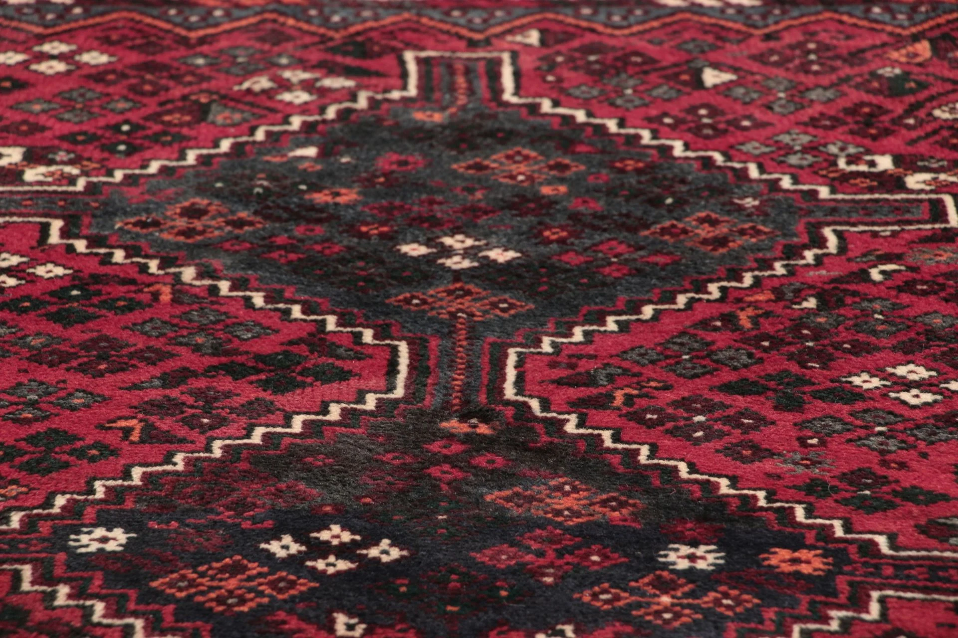 Qashqai Perserteppich aus Iran, 117 × 175 cm