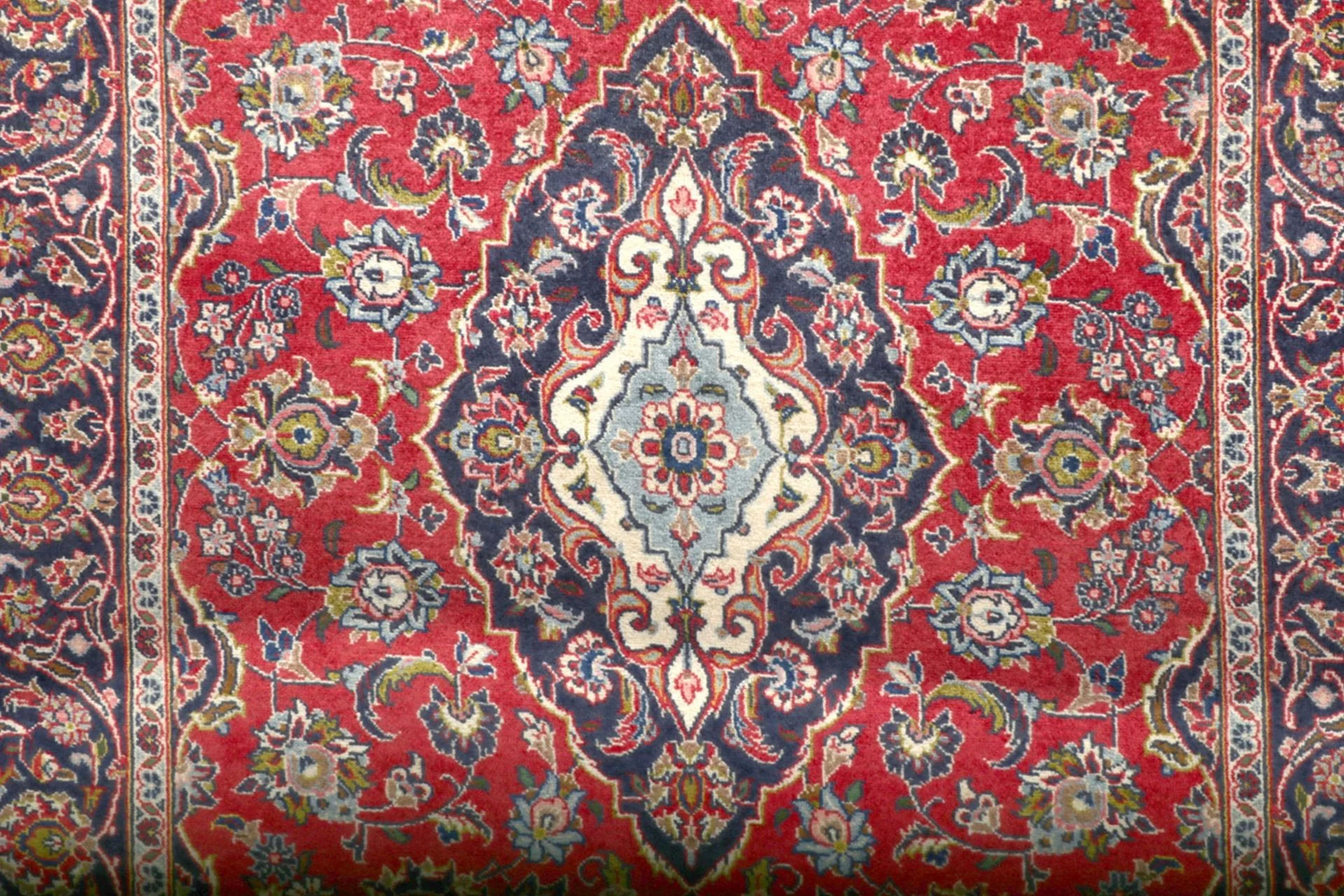 Kashan Perserteppich aus Iran, 130 × 215 cm