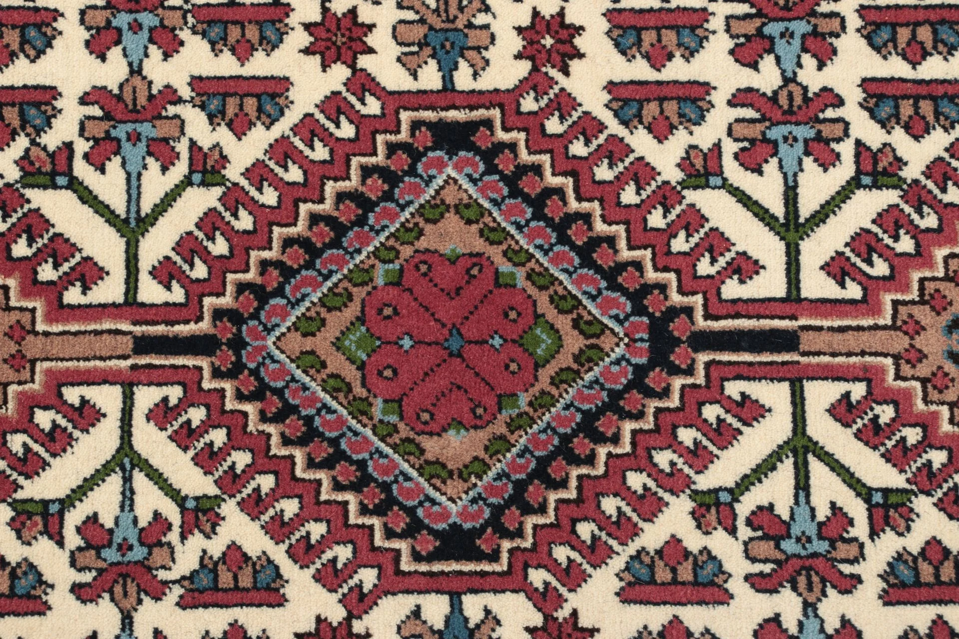 Perserteppich aus Iran, 74 × 291 cm