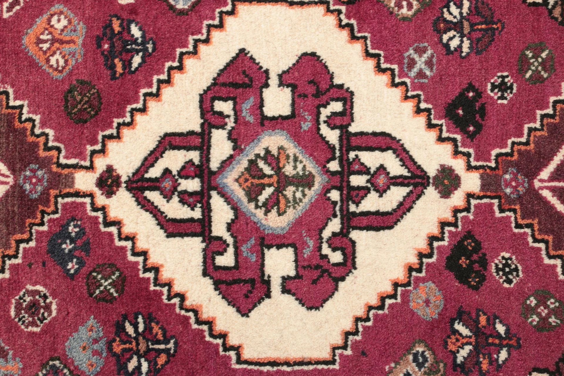 Qashqai Perserteppich 120 × 168 cm aus Wolle, handgeknüpft