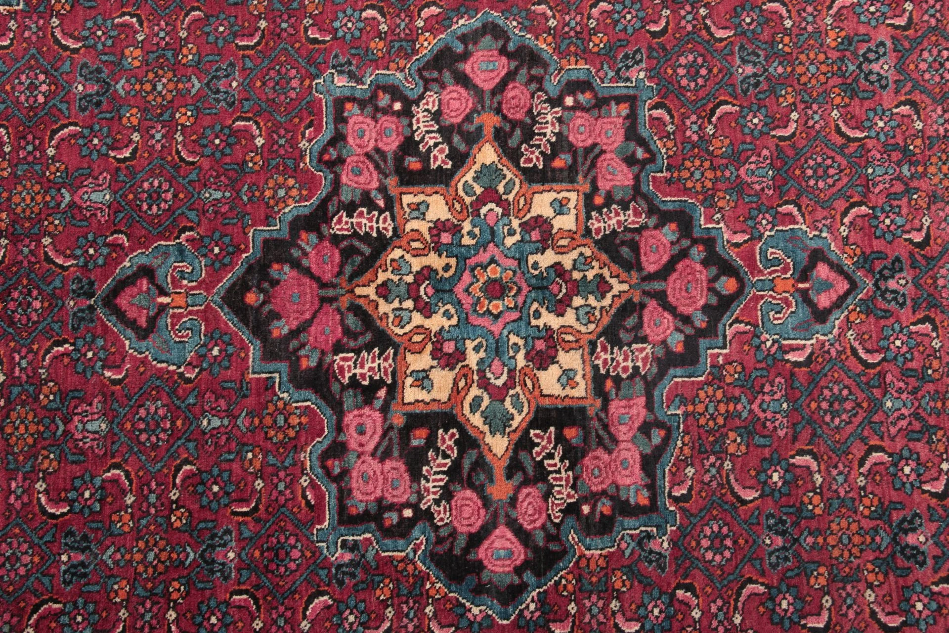 Bijar Perserteppich aus Iran, 135 × 203 cm