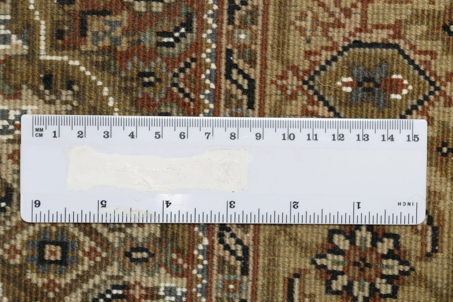 Orientteppich aus Indien, 81 × 353 cm
