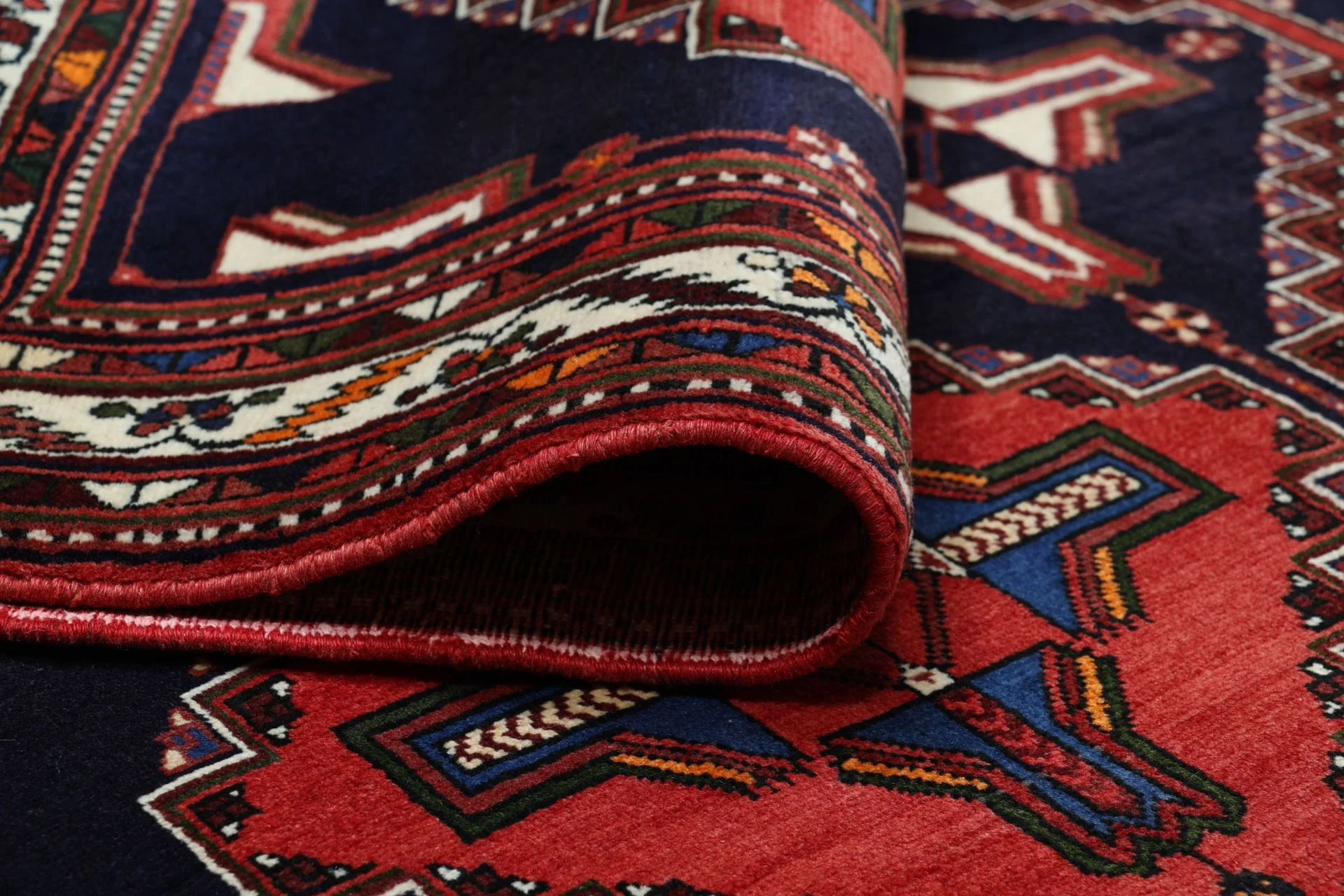 Perserteppich aus Iran, 168 × 222 cm
