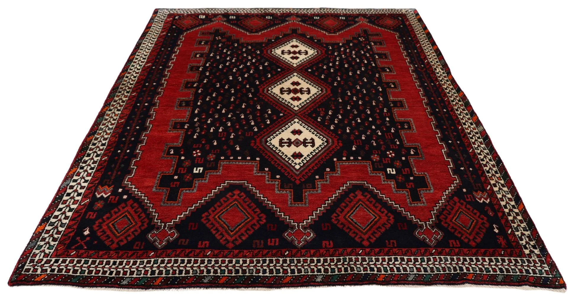 Perserteppich 160 × 220 cm aus Wolle, handgeknüpft