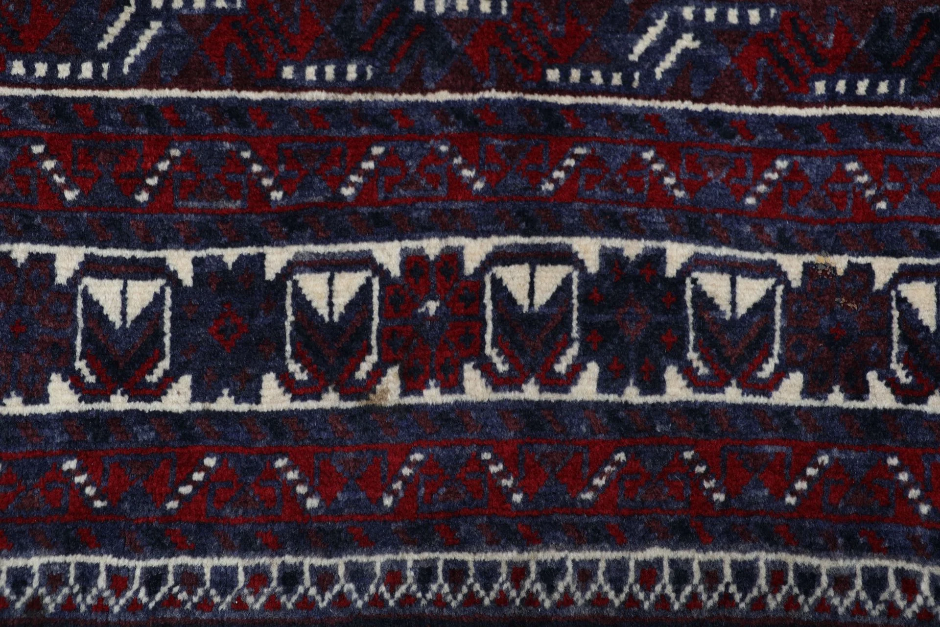 Perserteppich aus Iran, 167 × 238 cm