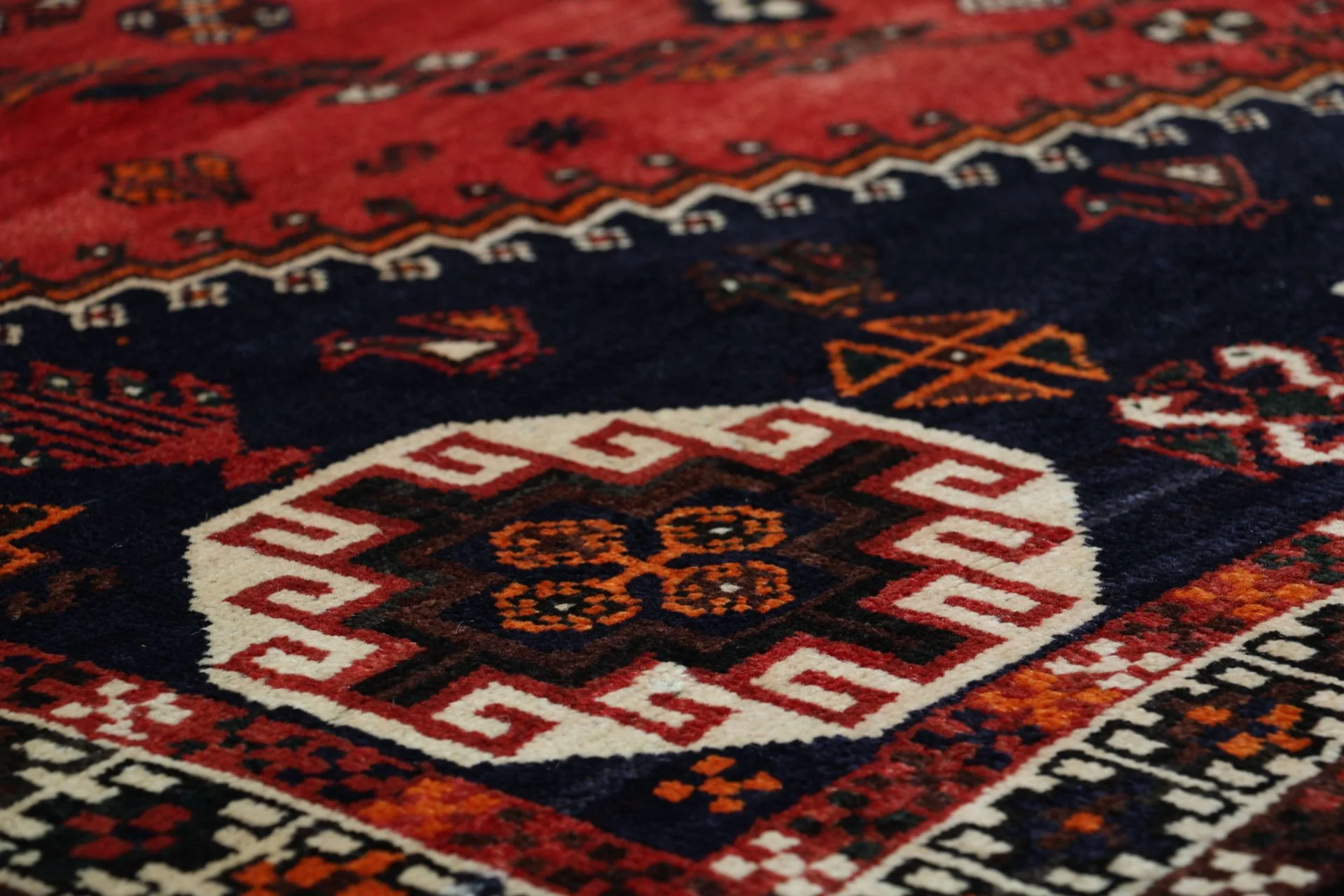 Shiraz Perserteppich 155 × 255 cm aus Wolle, handgeknüpft
