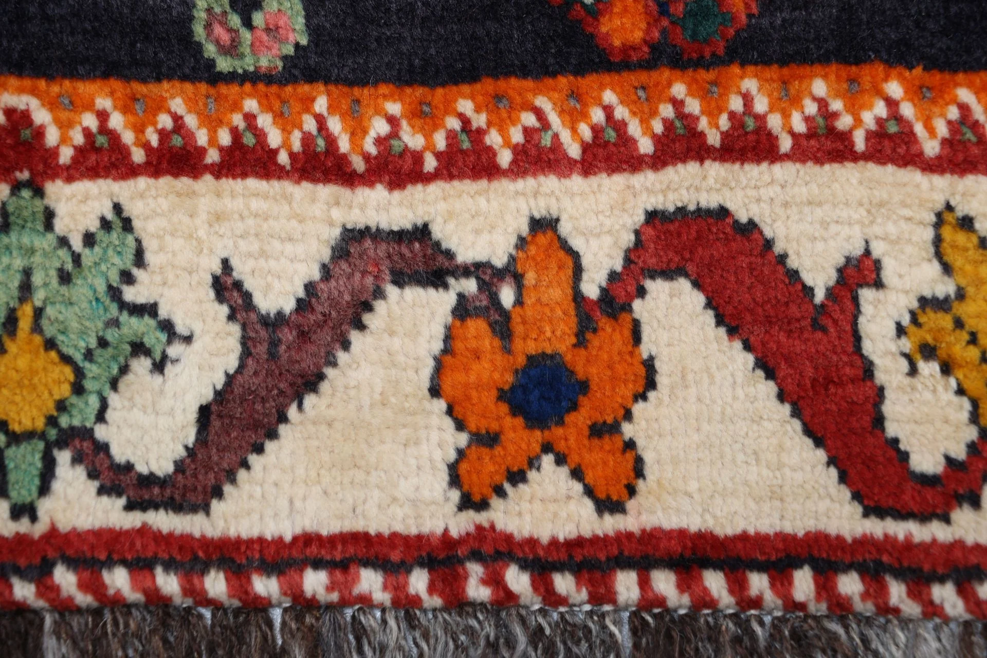Shiraz Perserteppich 157 × 238 cm aus Wolle, handgeknüpft