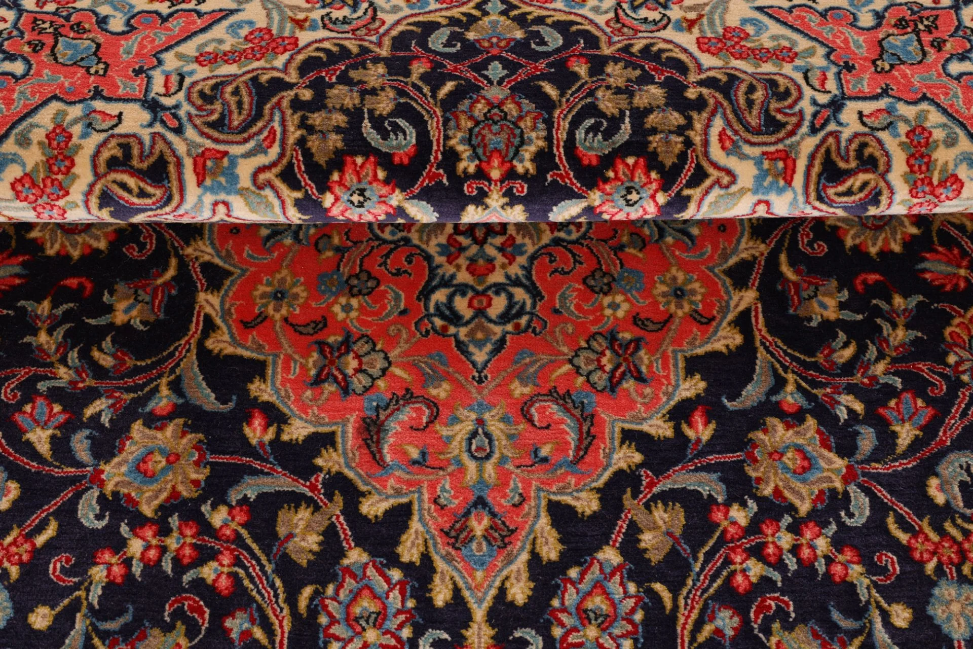 Ghom Perserteppich aus Iran, 137 × 203 cm