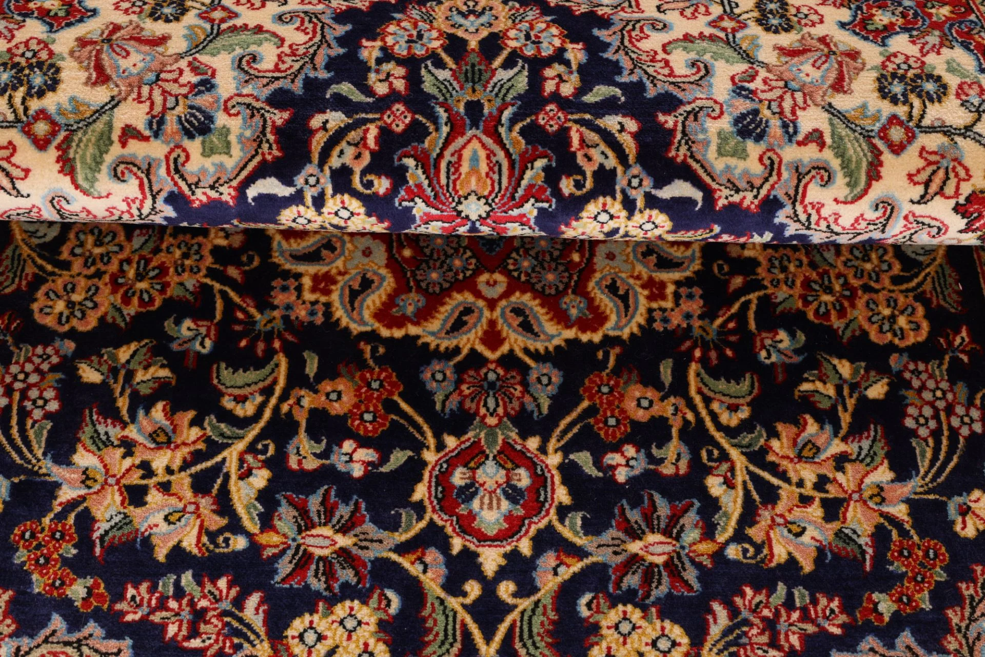 Ghom Perserteppich aus Iran, 122 × 178 cm