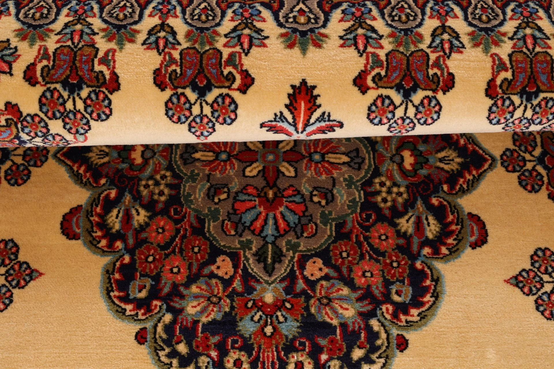 Handgeknüpfter Ghom Perserteppich, 139 × 208 cm, Wolle