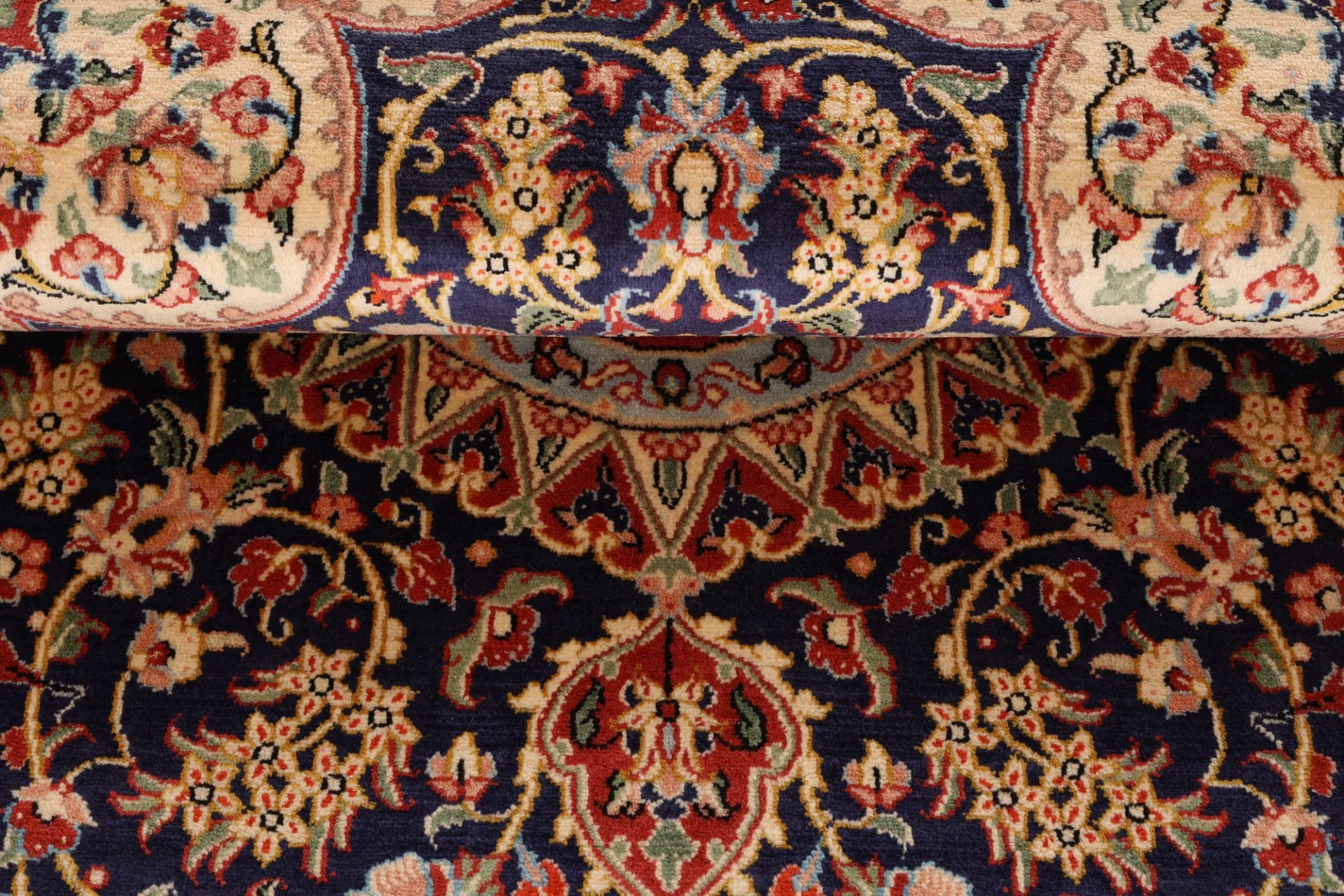 Ghom Perserteppich aus Iran, 131 × 197 cm
