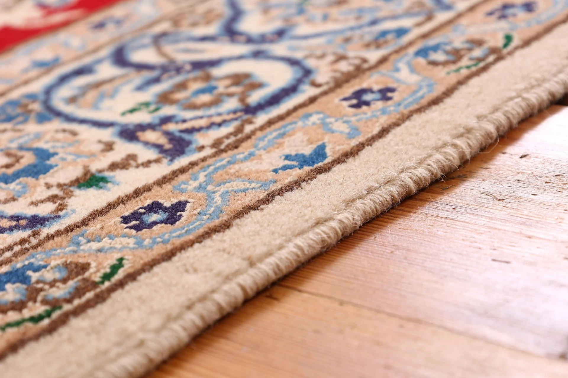 Nain Perserteppich aus Iran, 130 × 215 cm