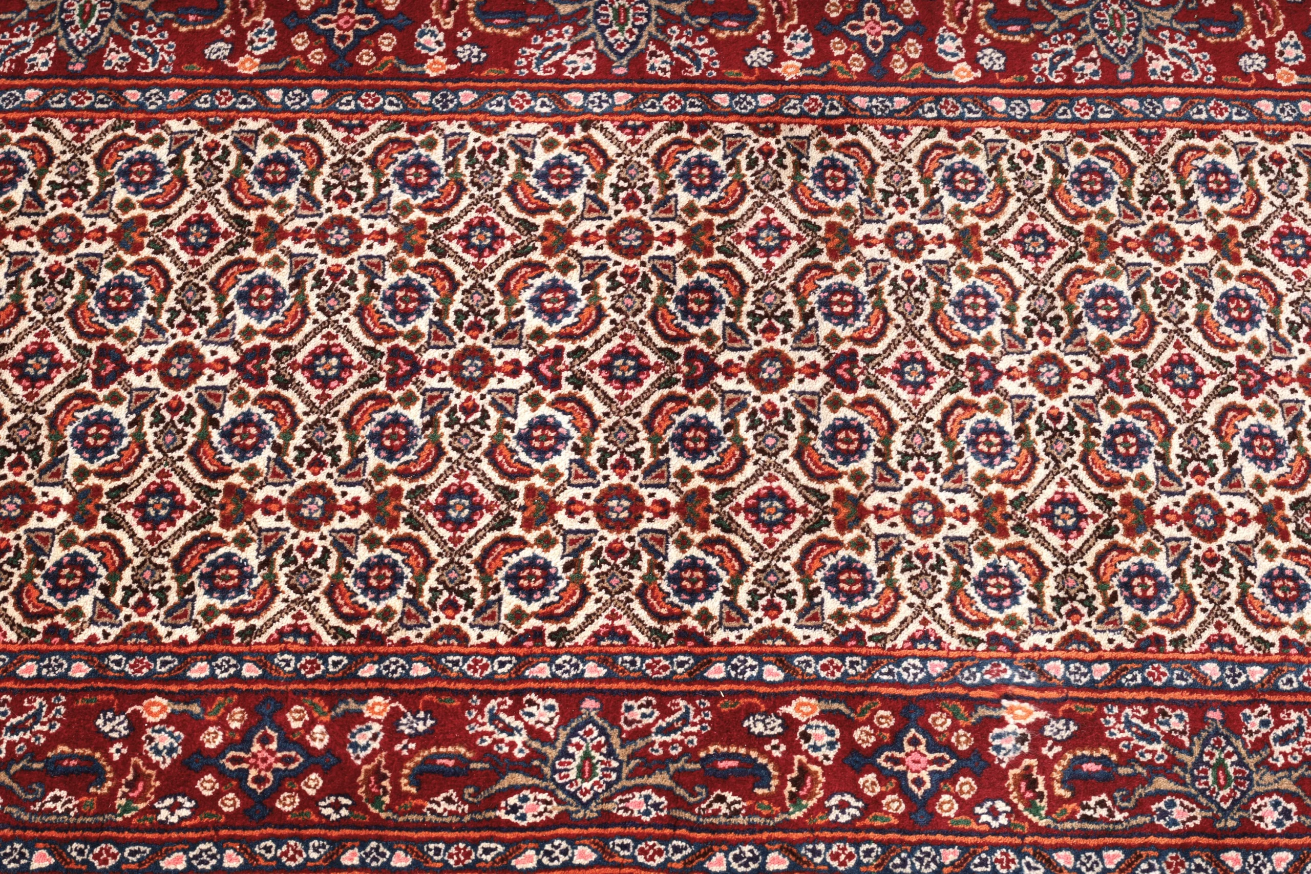 Moud Perserteppich aus Iran, 385 × 85 cm