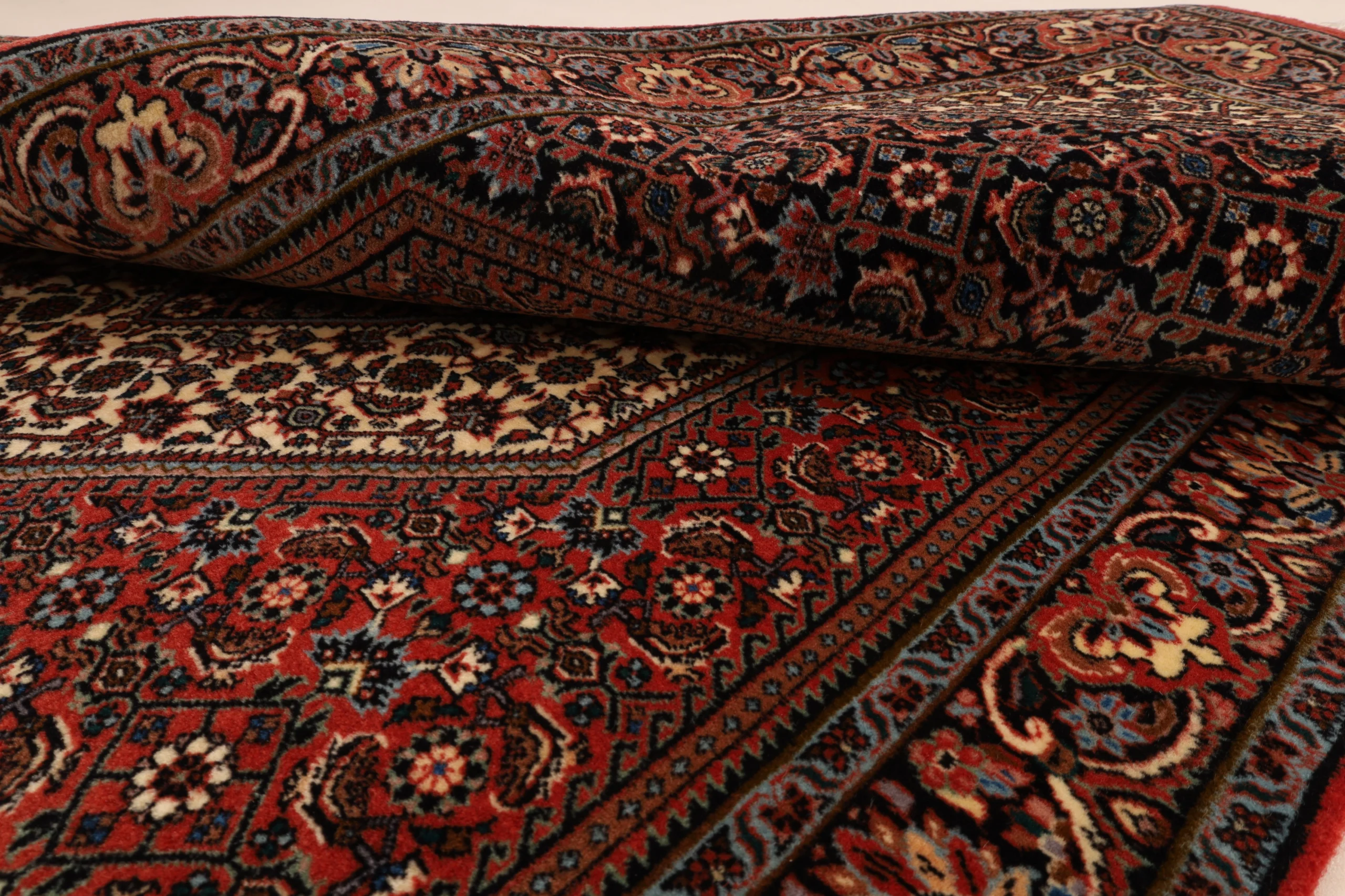 Handgeknüpfter Bijar Perserteppich 185 × 109 cm