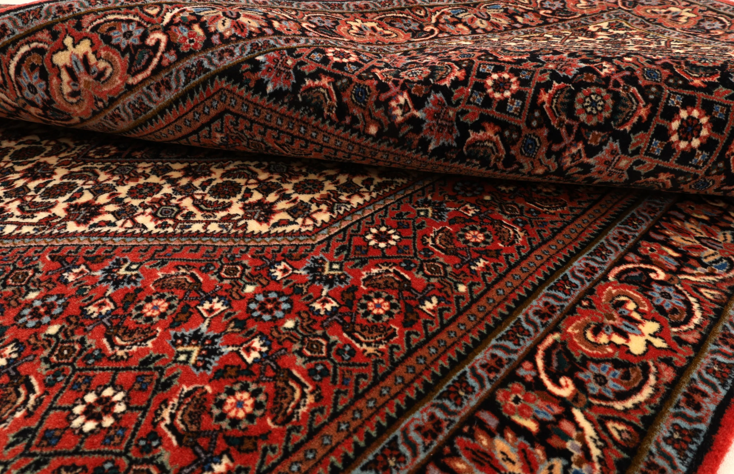 Handgeknüpfter Bijar Perserteppich 185 × 109 cm