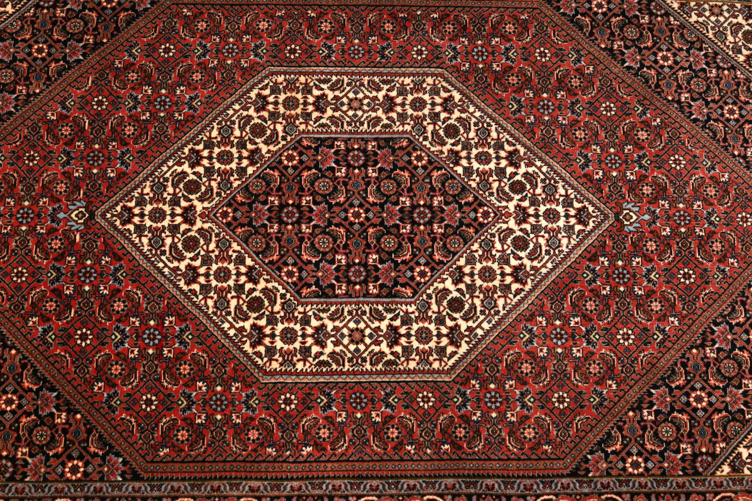 Handgeknüpfter Bijar Perserteppich 185 × 109 cm