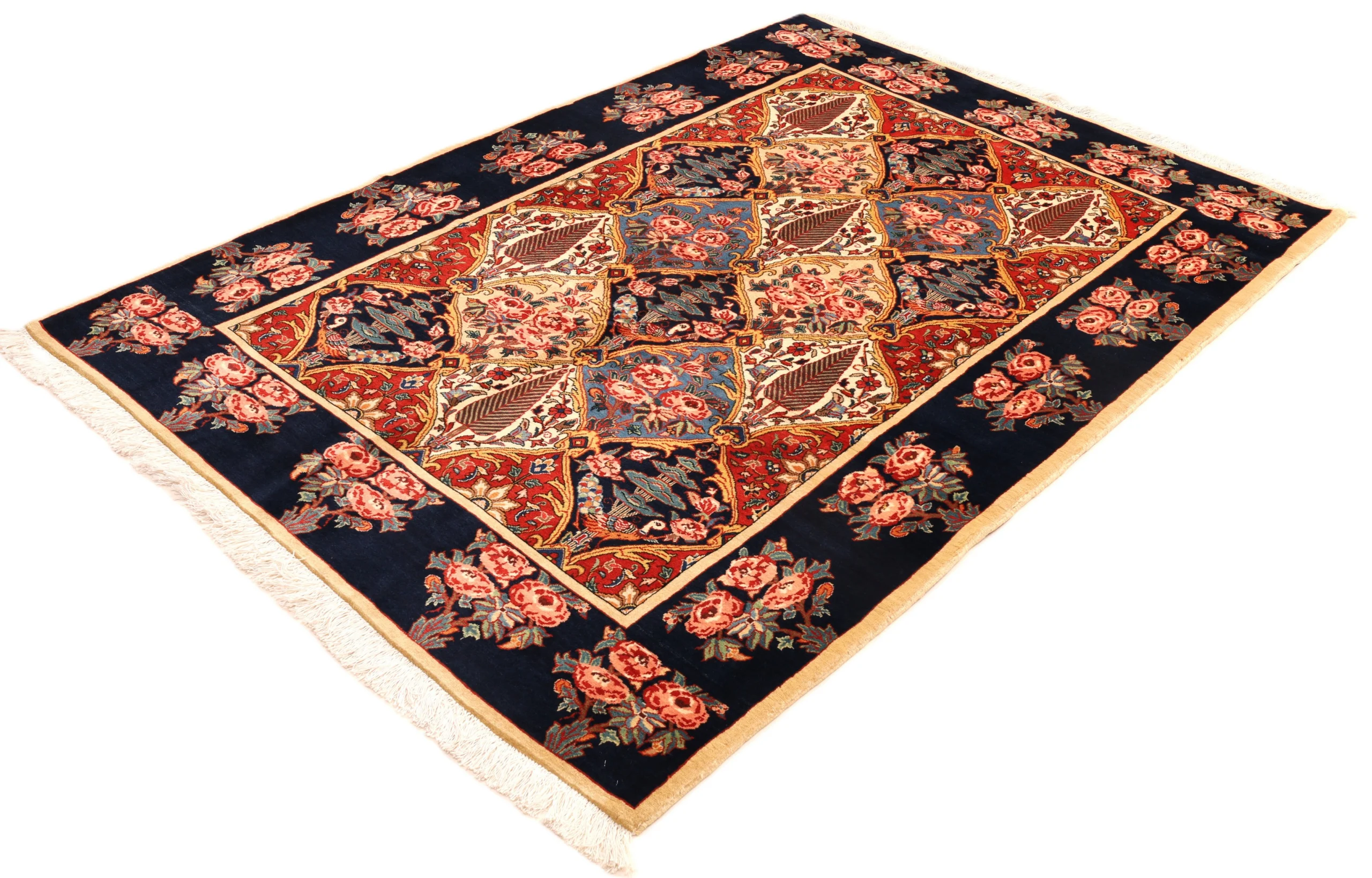 Bakhtiari Perserteppich 242 × 165 cm aus Wolle, handgeknüpft