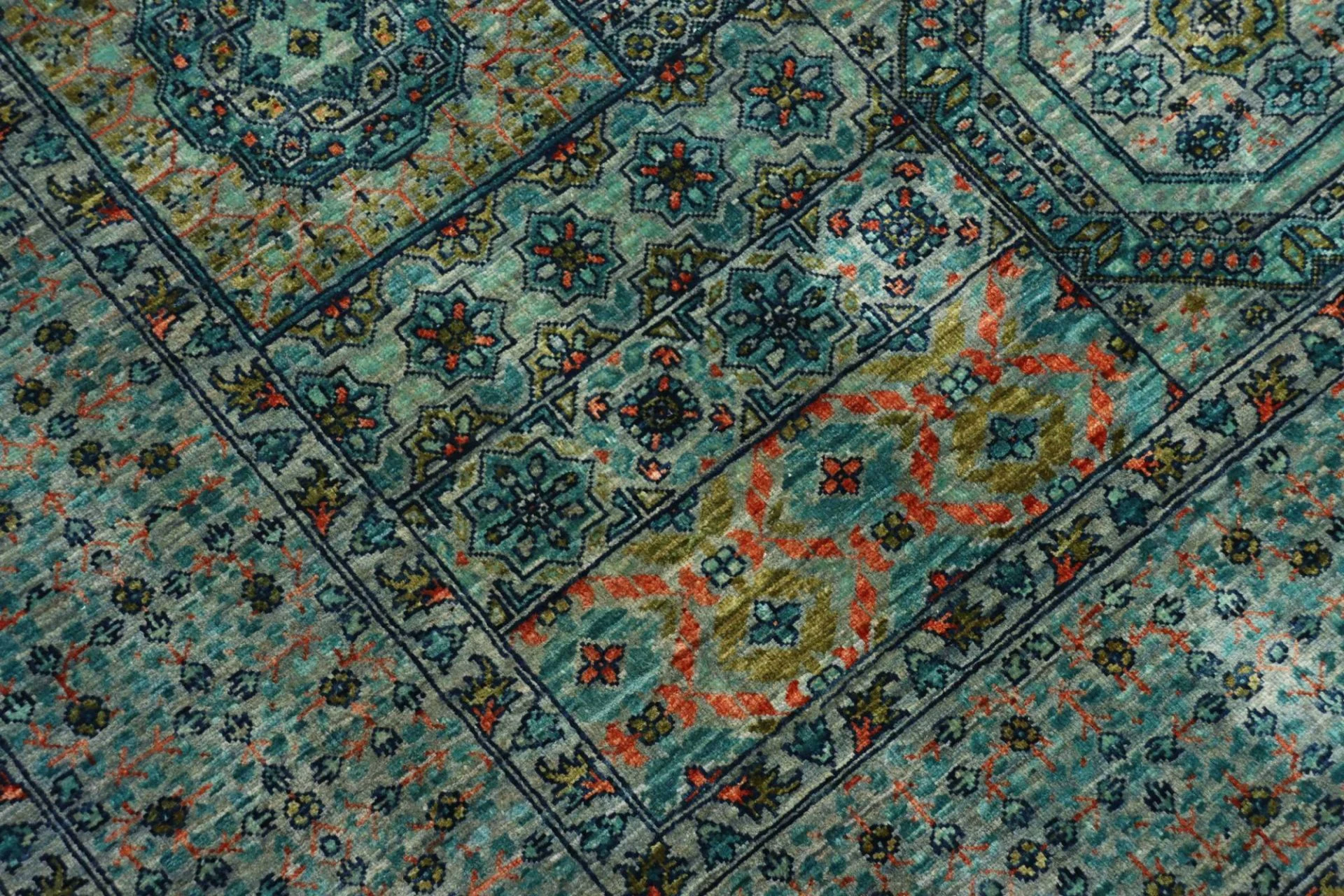 Mamluk Orientteppich 169 × 232 cm aus Wolle, handgeknüpft