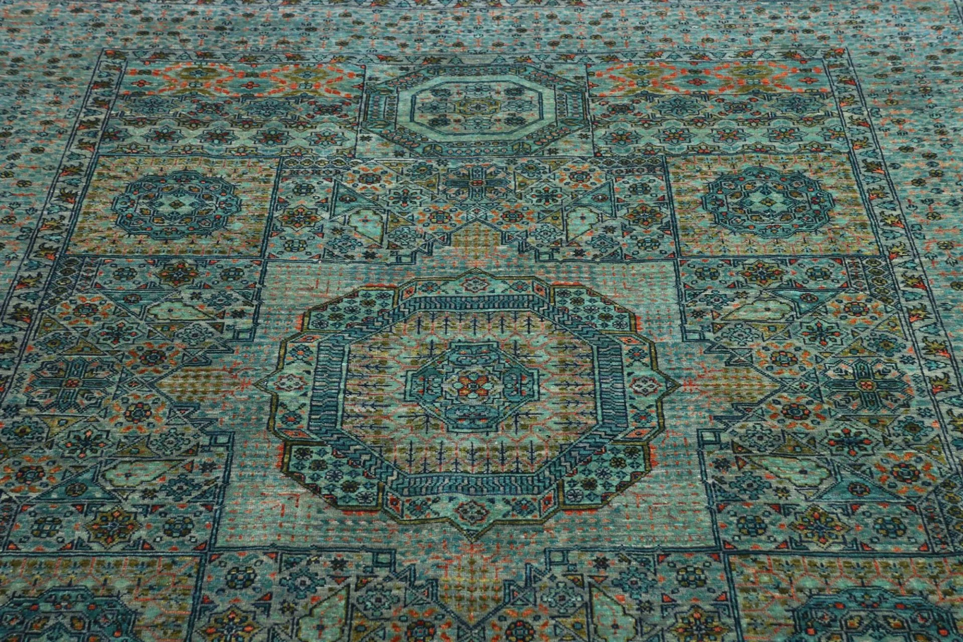 Mamluk Orientteppich 169 × 232 cm aus Wolle, handgeknüpft
