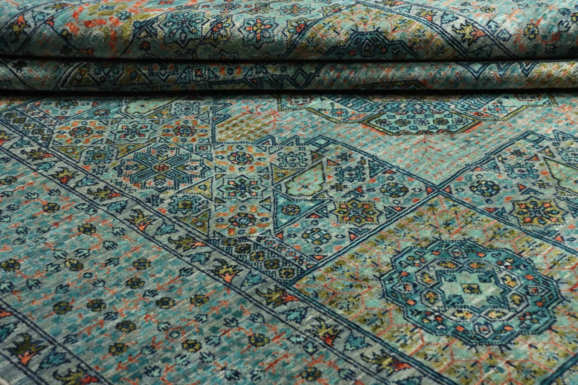 Mamluk Orientteppich 169 × 232 cm aus Wolle, handgeknüpft