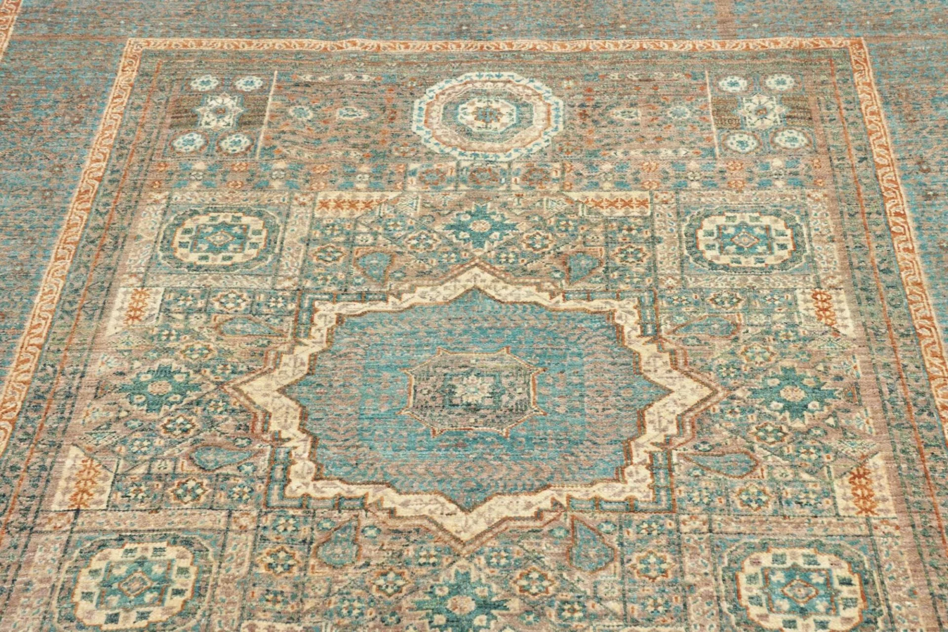 Handgeknüpfter Mamluk Orientteppich, 148 × 189 cm, Wolle