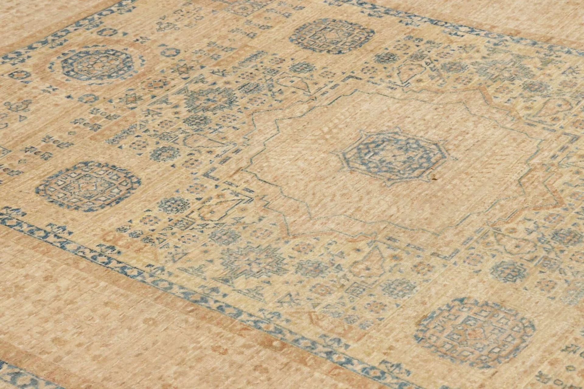 Handgeknüpfter Mamluk Orientteppich 146 × 195 cm