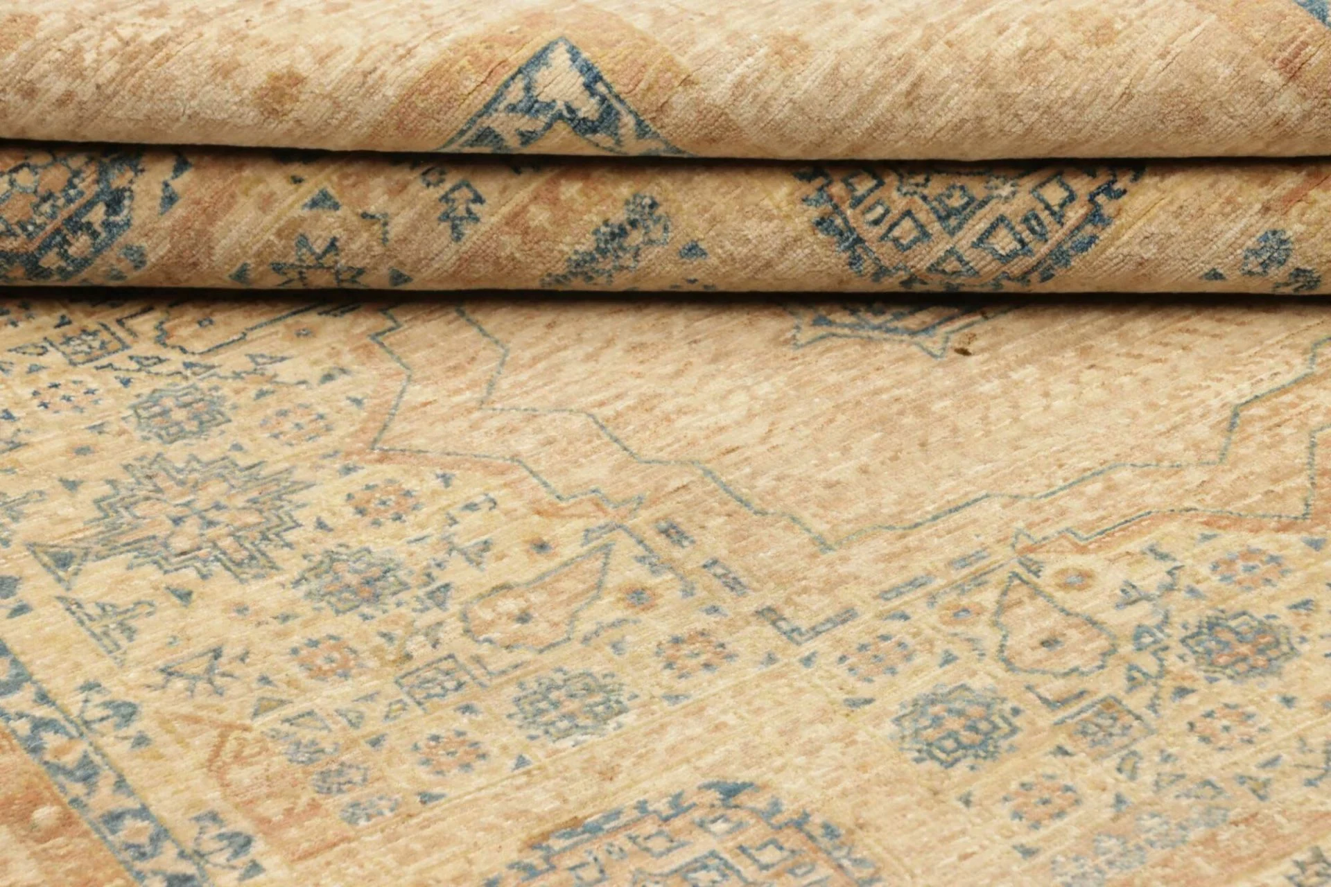 Handgeknüpfter Mamluk Orientteppich 146 × 195 cm