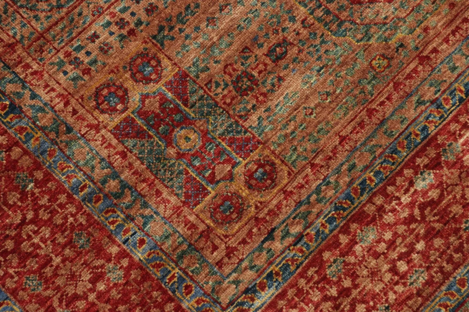 Mamluk Orientteppich 129 × 189 cm aus Wolle, handgeknüpft