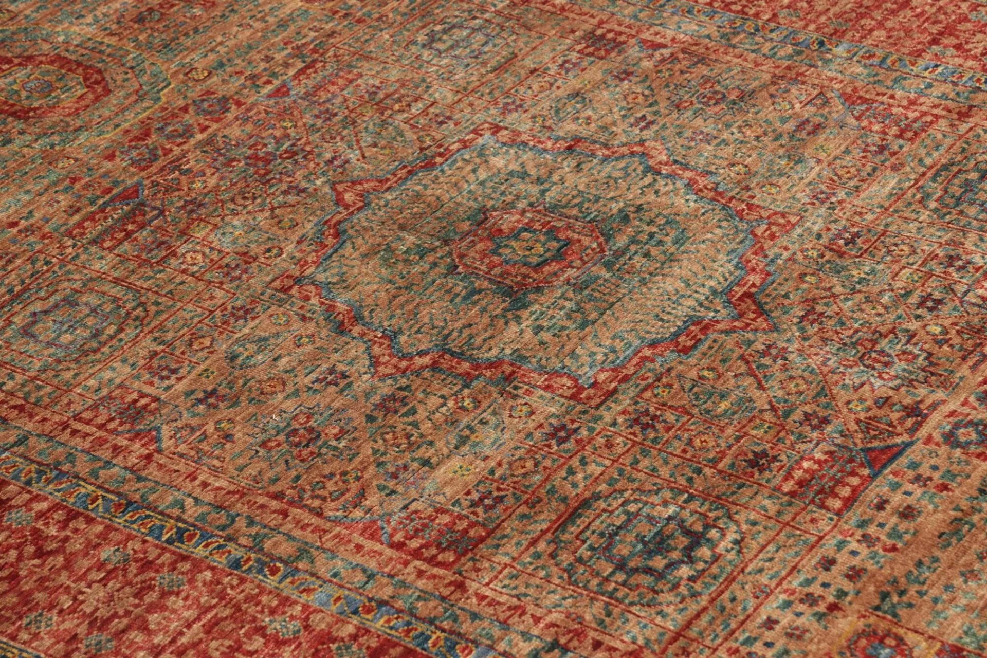 Mamluk Orientteppich 129 × 189 cm aus Wolle, handgeknüpft