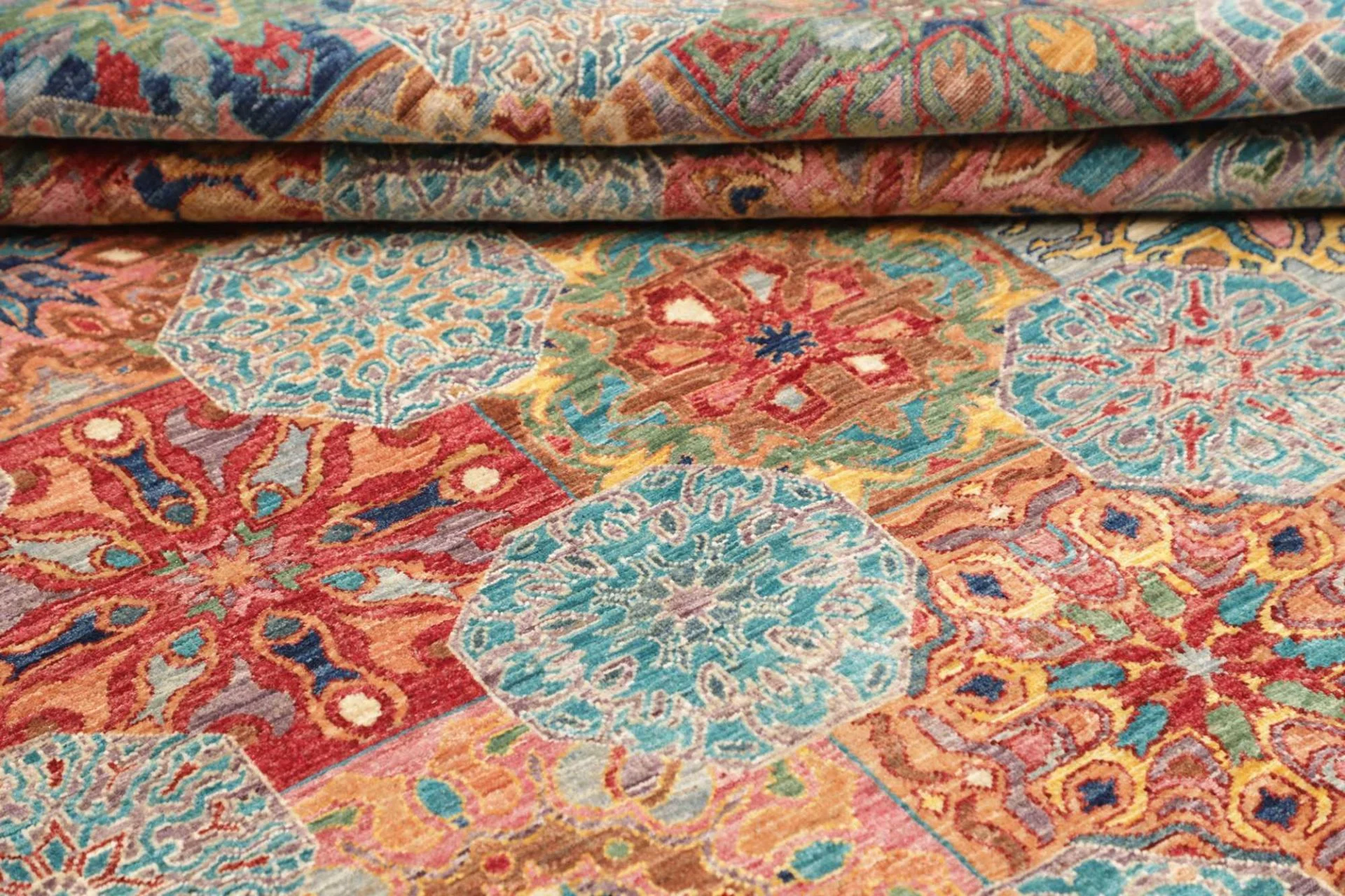 Handgeknüpfter Samarkand Orientteppich, 168 × 230 cm, Wolle