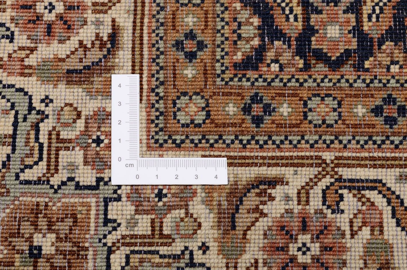 Täbriz Orientteppich 125 × 185 cm aus Wolle, handgeknüpft