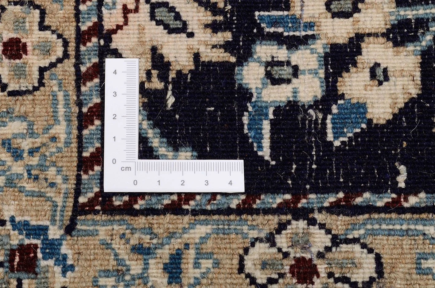 Handgeknüpfter Nain Perserteppich 68 × 302 cm