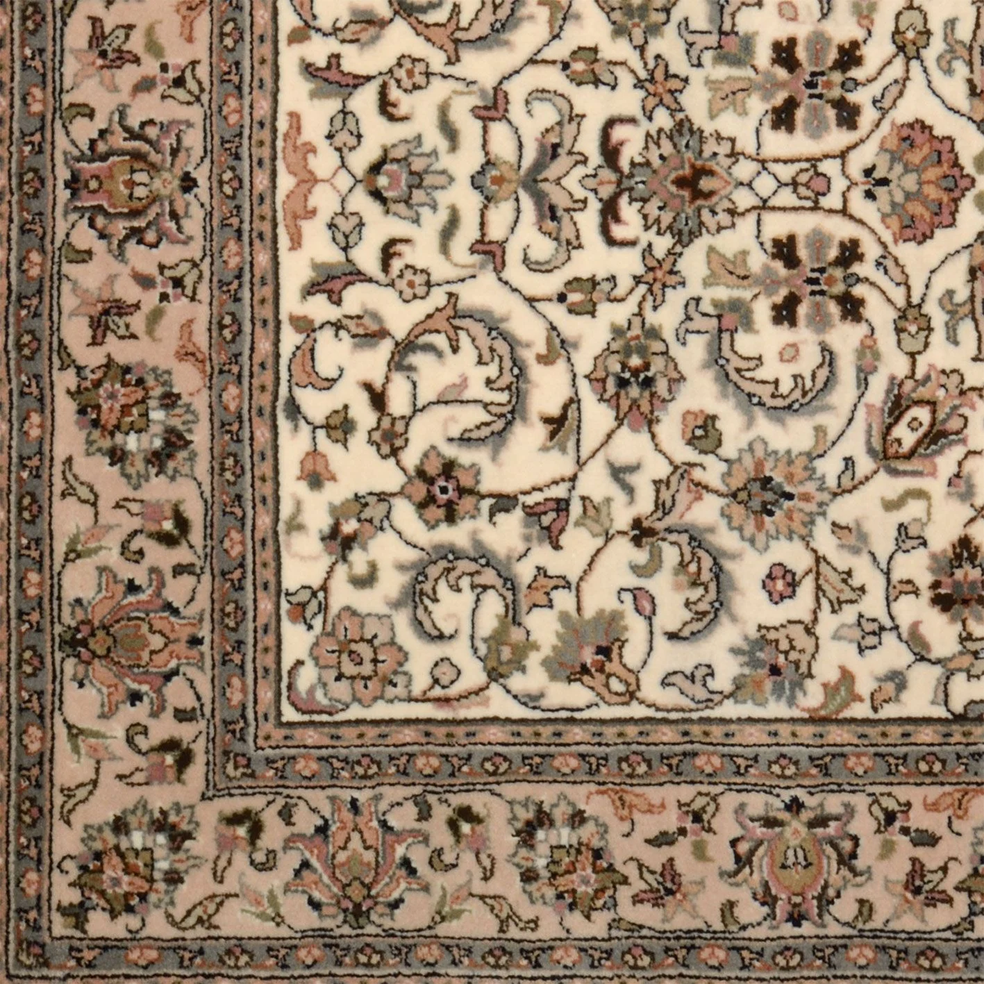 Isfahan Orientteppich aus Indien, 119 × 182 cm