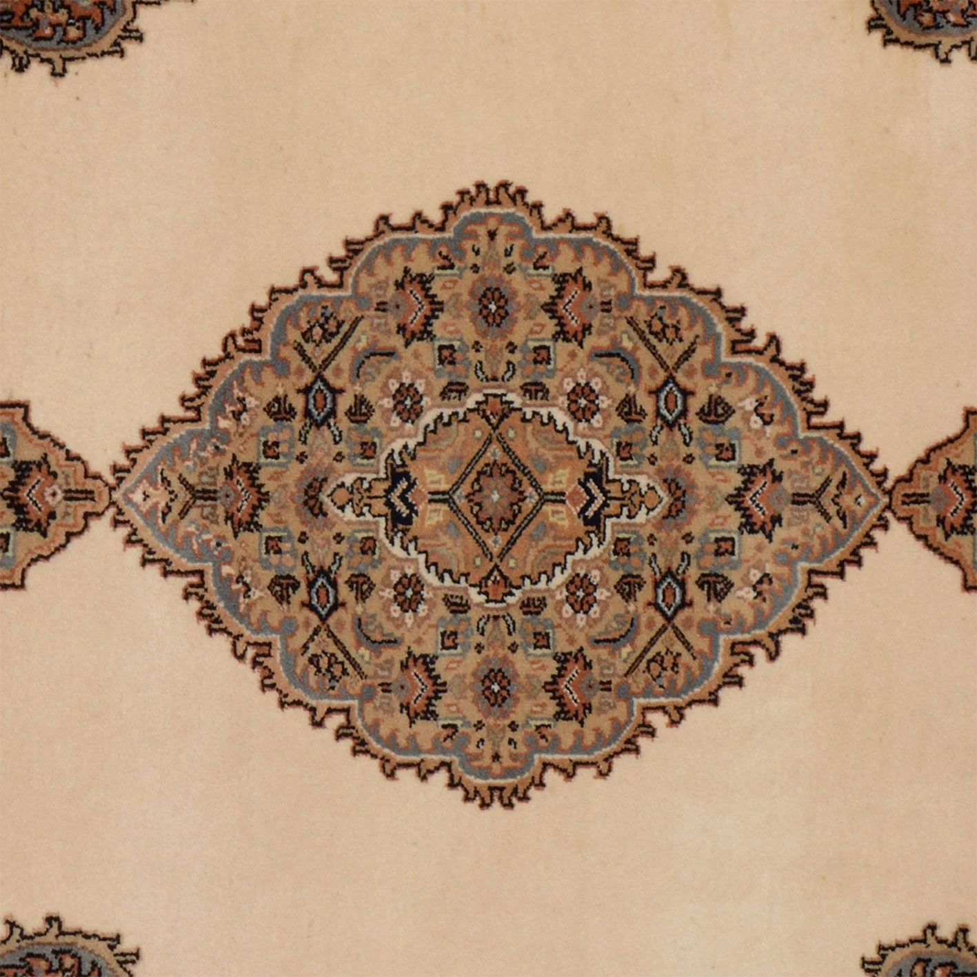 Kerman Orientteppich 122 × 188 cm aus Wolle, handgeknüpft