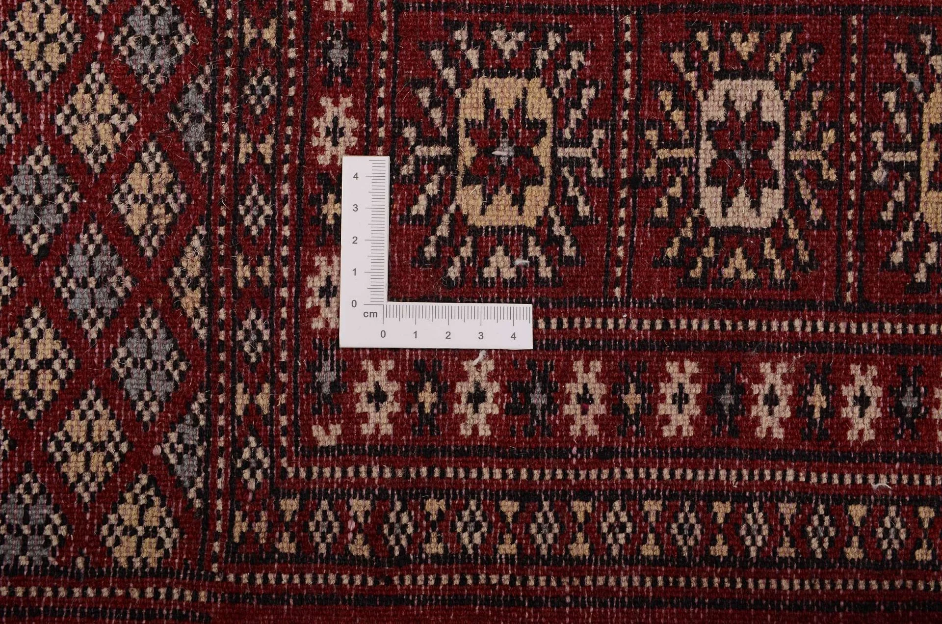 orientteppich-buchara-121-x-180-cm-schurwolle-handgeknupft-2 Orientteppich aus Pakistan, 121 × 180 cm