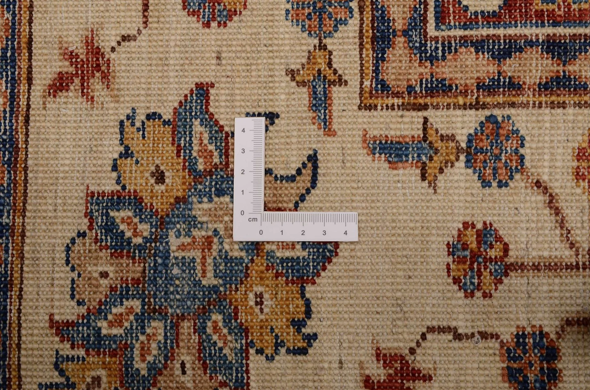 Handgeknüpfter Samarkand Orientteppich 178 × 240 cm