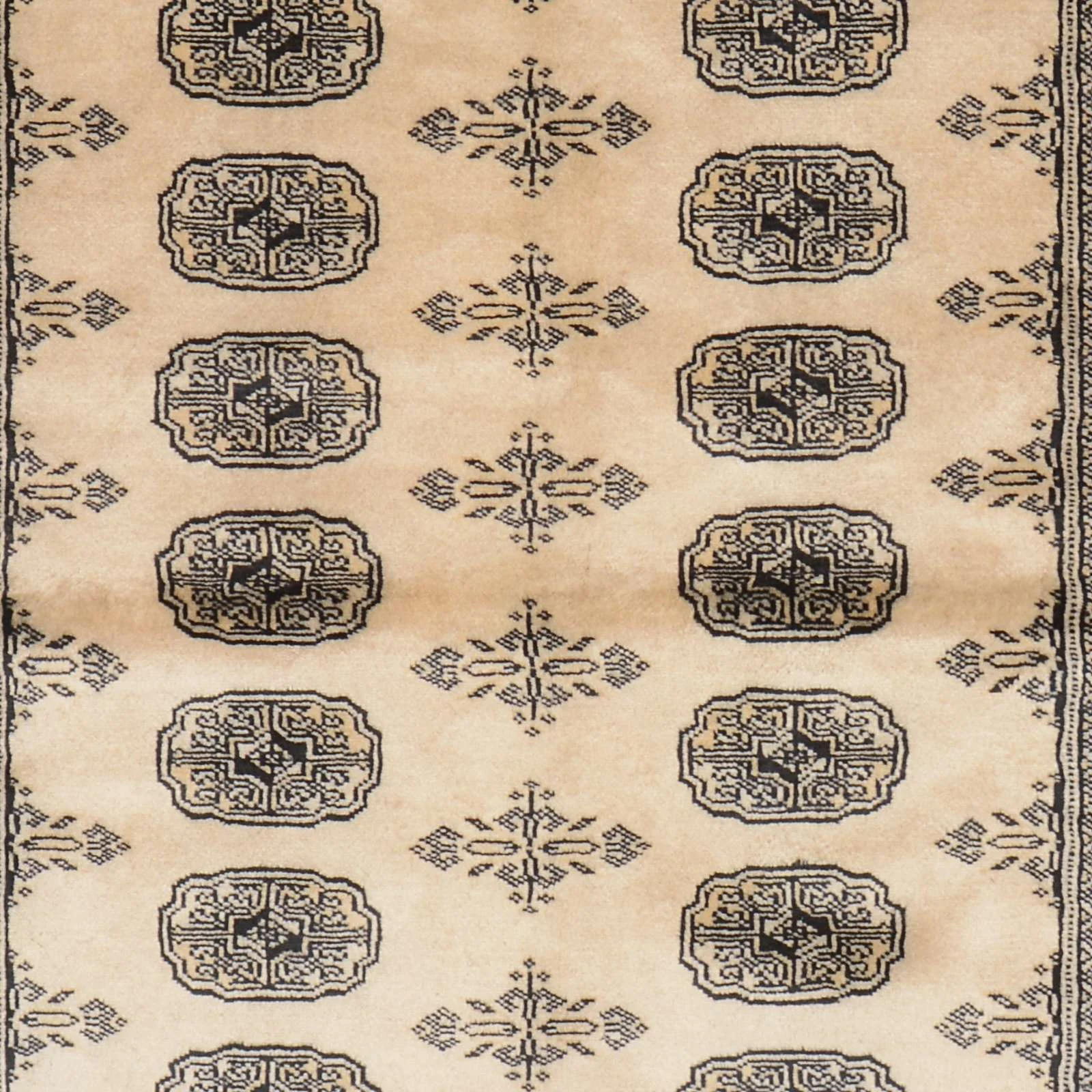 orientteppich-buchara-125-x-180-cm-schurwolle-handgeknupft-4 Handgeknüpfter Orientteppich 125 × 180 cm