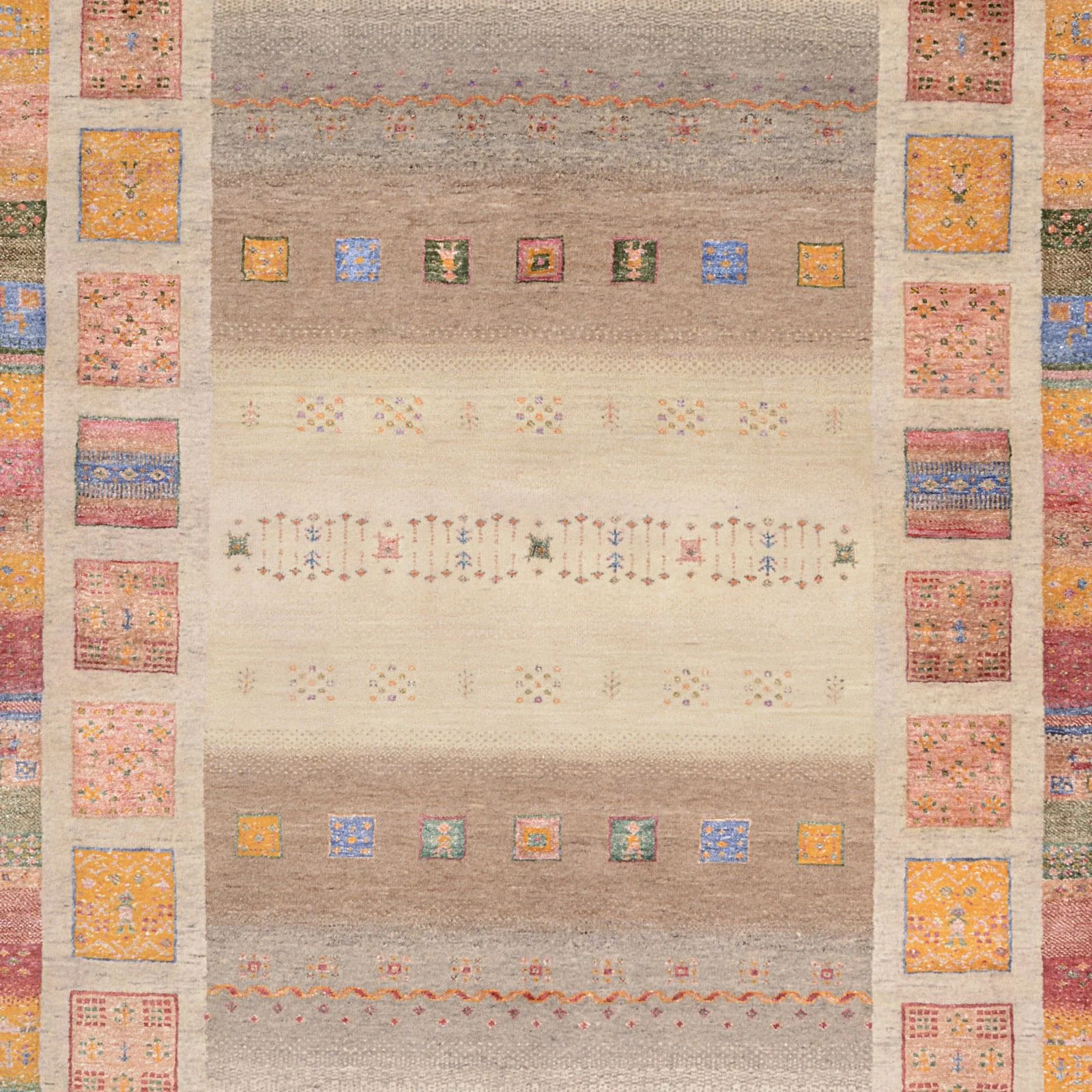 Loribaft Orientteppich 156 × 209 cm aus Wolle & Seide, handgeknüpft