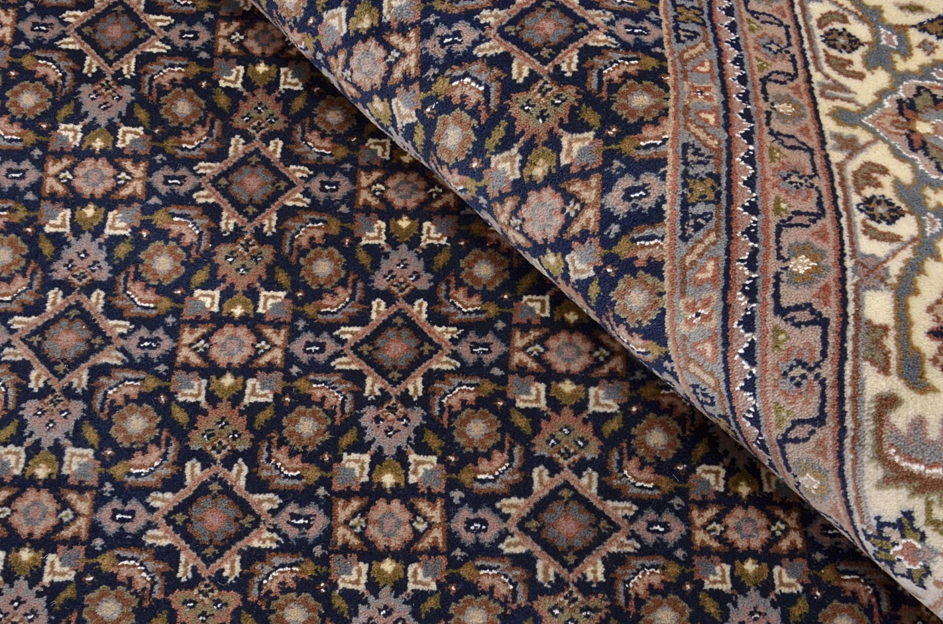 Täbriz Orientteppich aus Indien, 198 × 293 cm