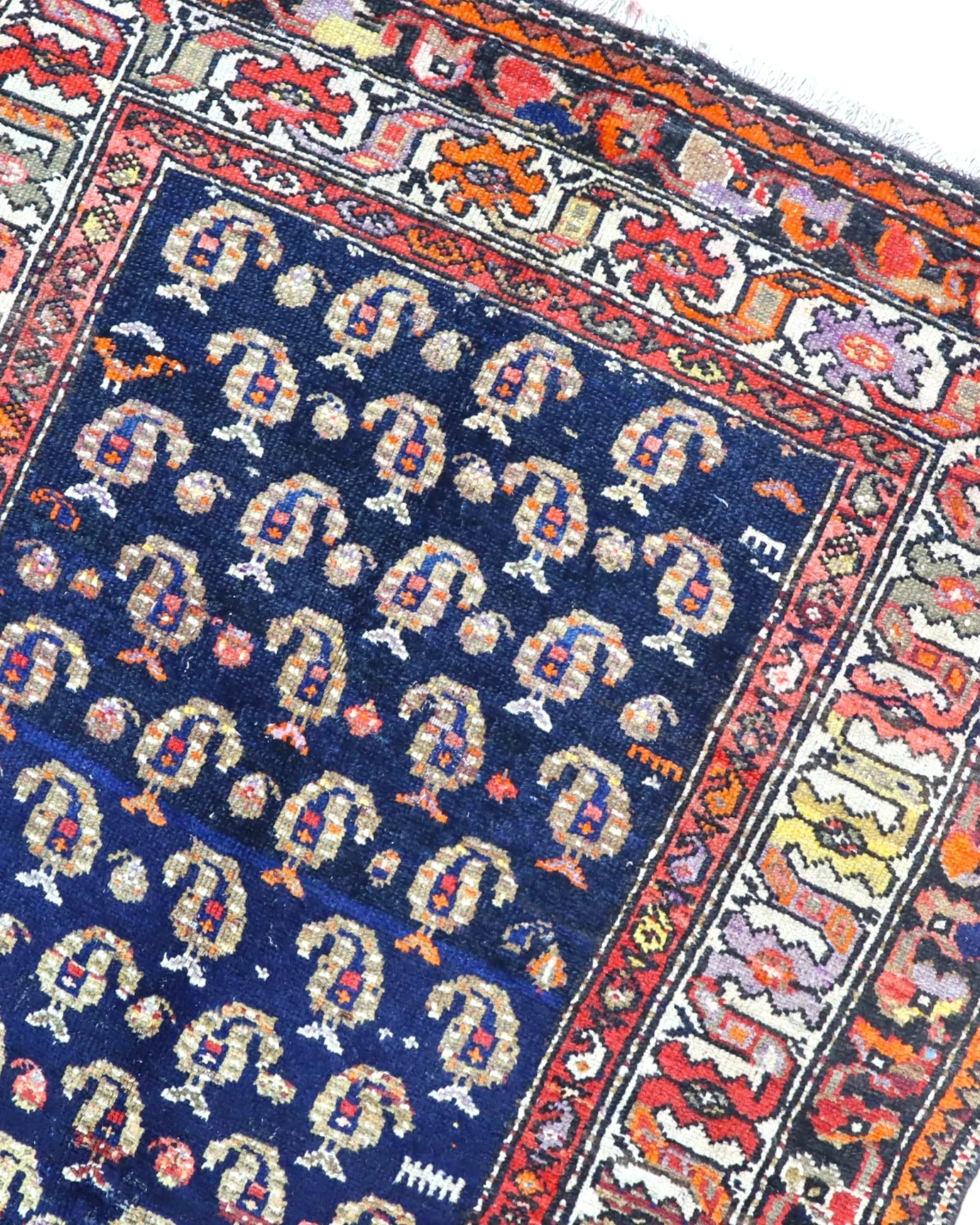 Handgeknüpfter Bakhtiari Perserteppich 205 × 125 cm